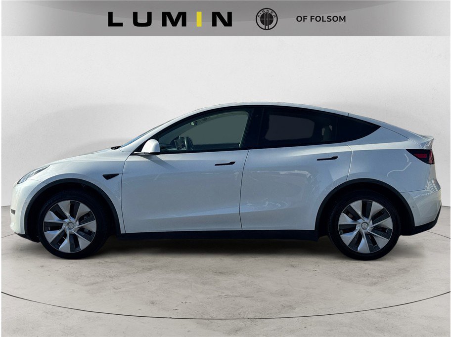 Used 2020 Tesla Model Y Long Range with VIN 5YJYGDEE9LF053487 for sale in Kansas City