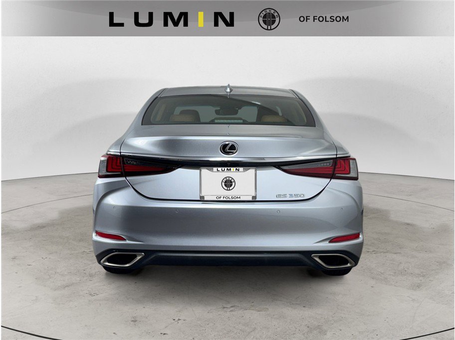 2022 Lexus ES 350 photo 4