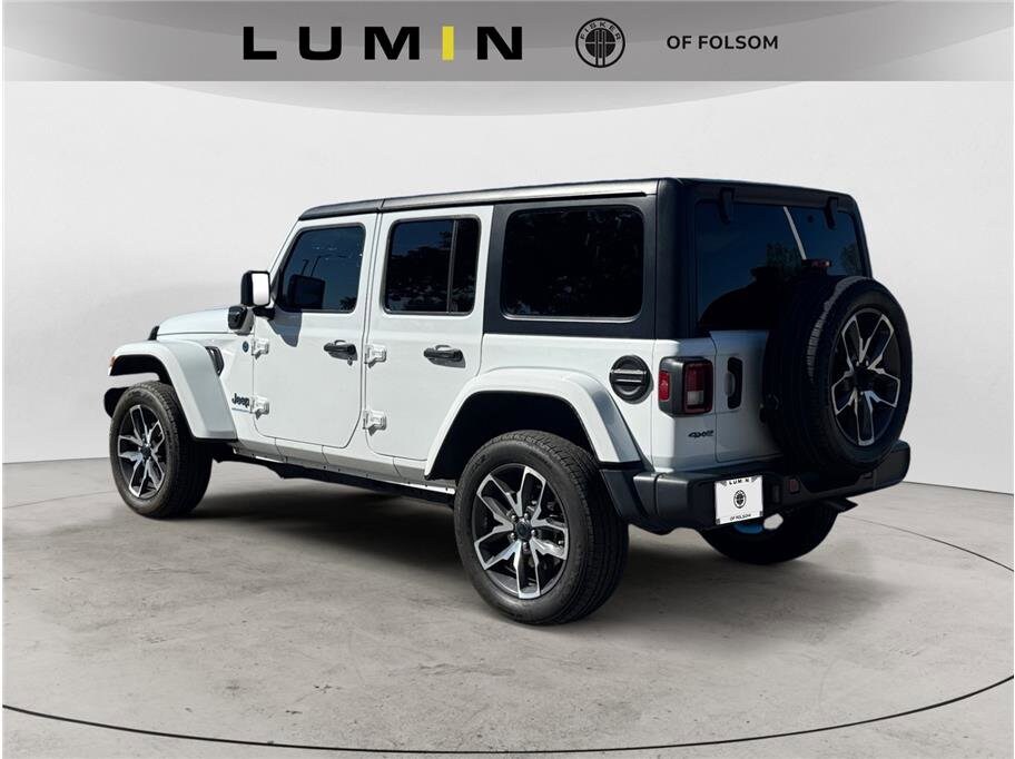 2024 Jeep Wrangler 4xe Sport S photo 3