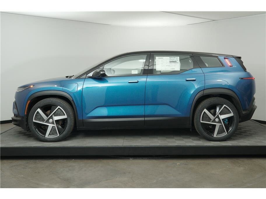 2023 Fisker Ocean Extreme photo 2