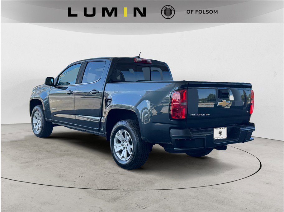 2017 Chevrolet Colorado LT photo 3
