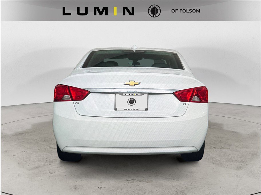 2017 Chevrolet Impala 1LT photo 4