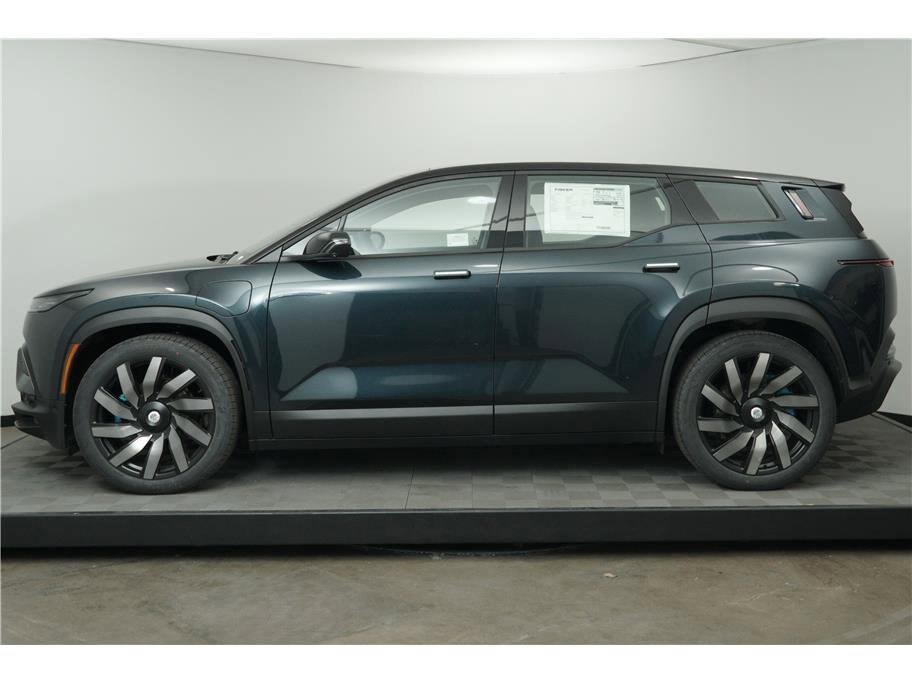 2023 Fisker Ocean Extreme photo 2