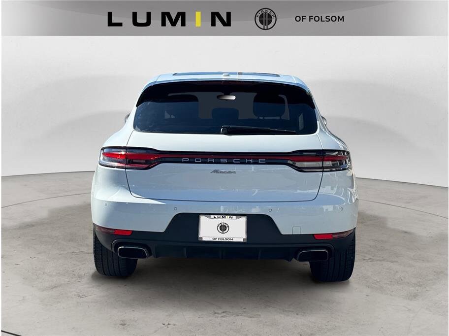 2021 Porsche Macan Base photo 4