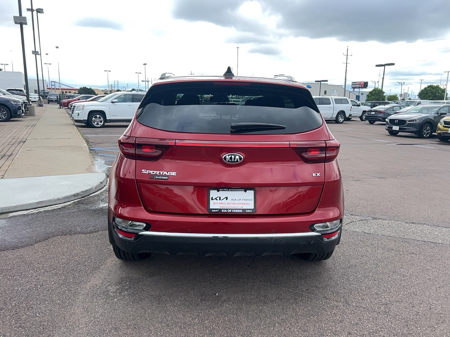 Used 2022 Kia Sportage EX with VIN KNDPNCAC1N7004129 for sale in Fargo, ND