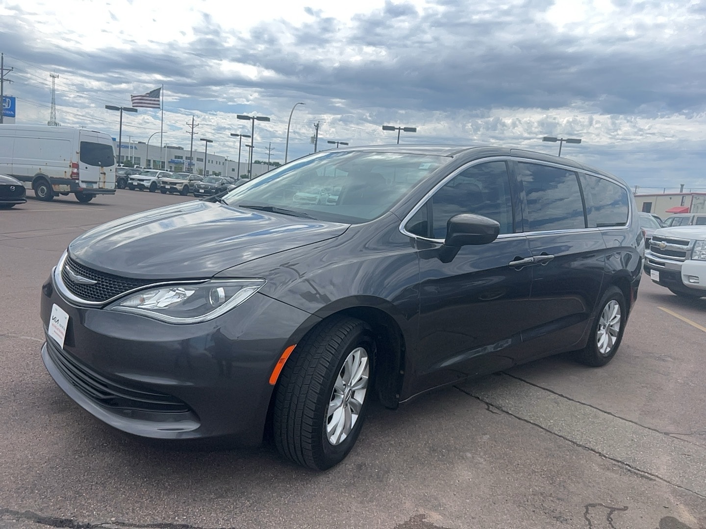 Used 2017 Chrysler Pacifica Touring with VIN 2C4RC1DGXHR667705 for sale in Fargo, ND