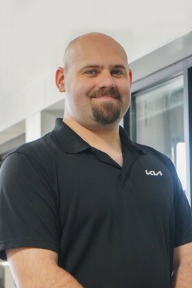 Staff member Michael Schumacher from ID_c6e8b00eb1d4