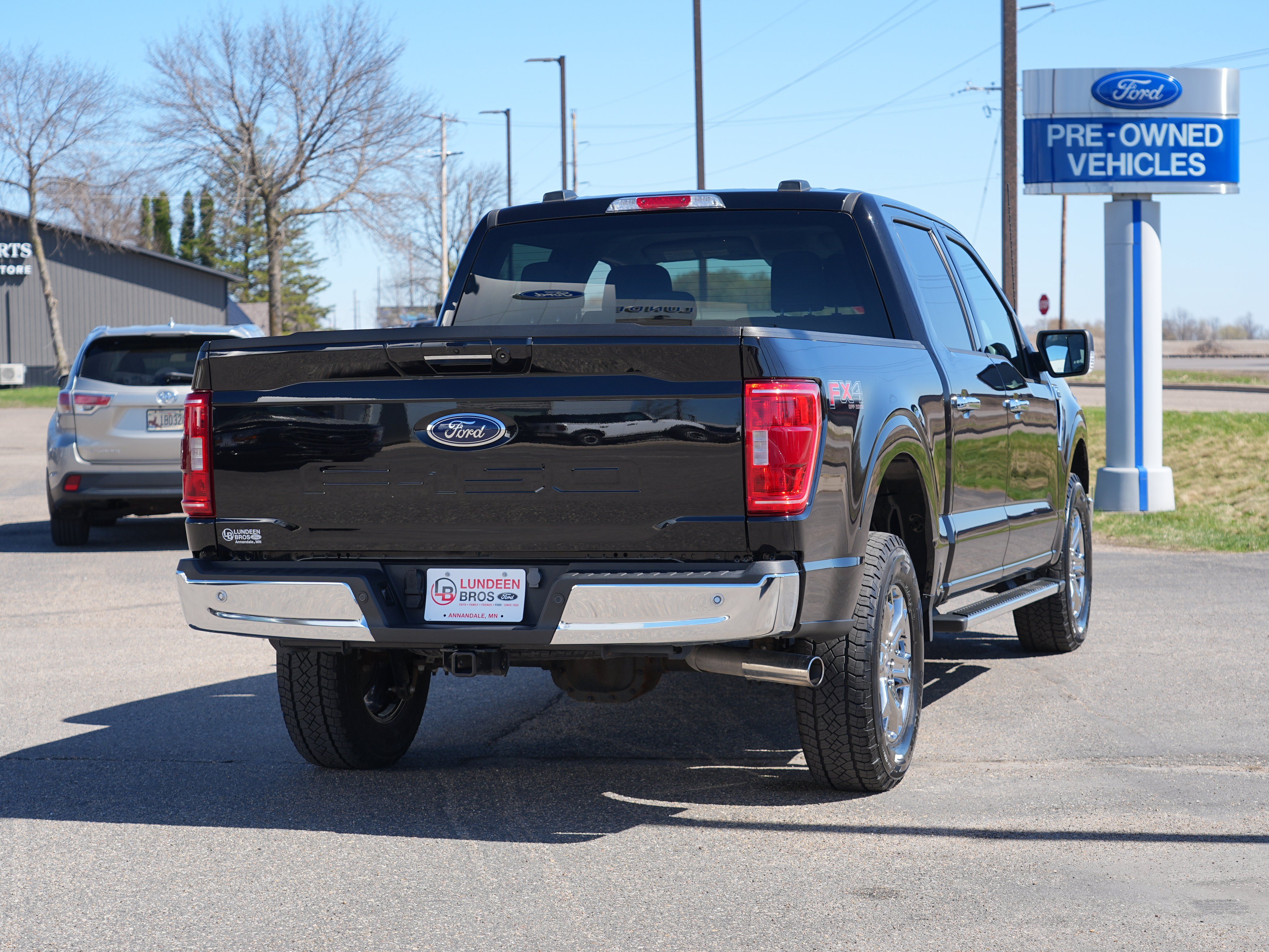 2023 Ford F-150 XLT - Photo 3