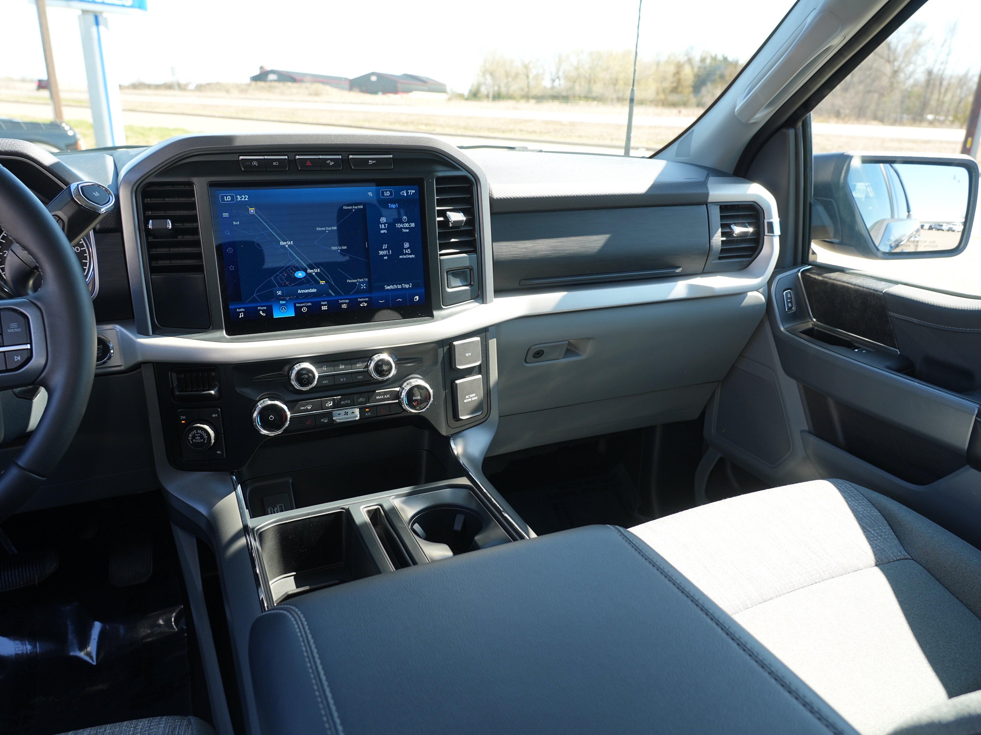 2023 Ford F-150 XLT - Photo 23