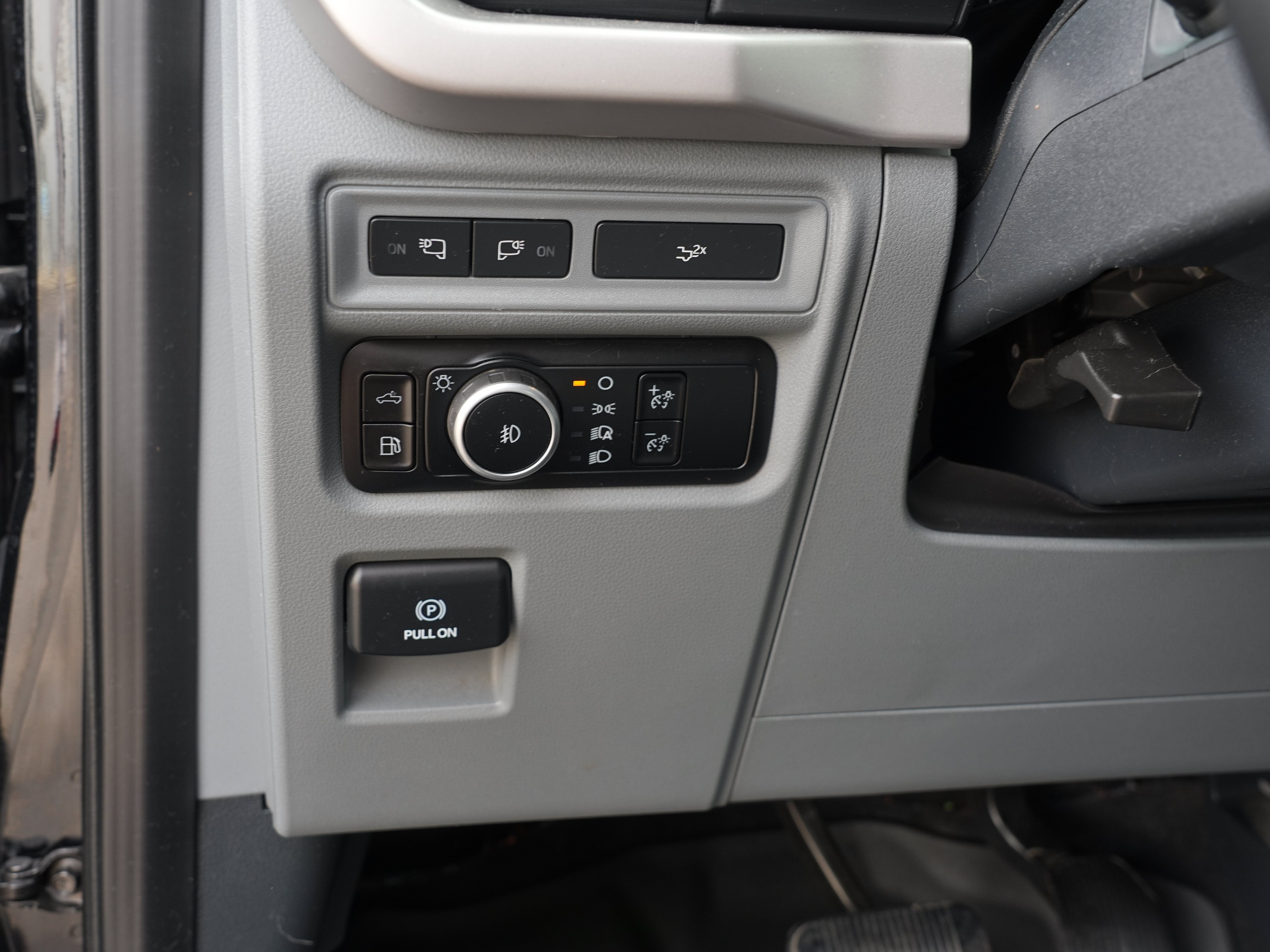 2023 Ford F-150 XLT - Photo 18