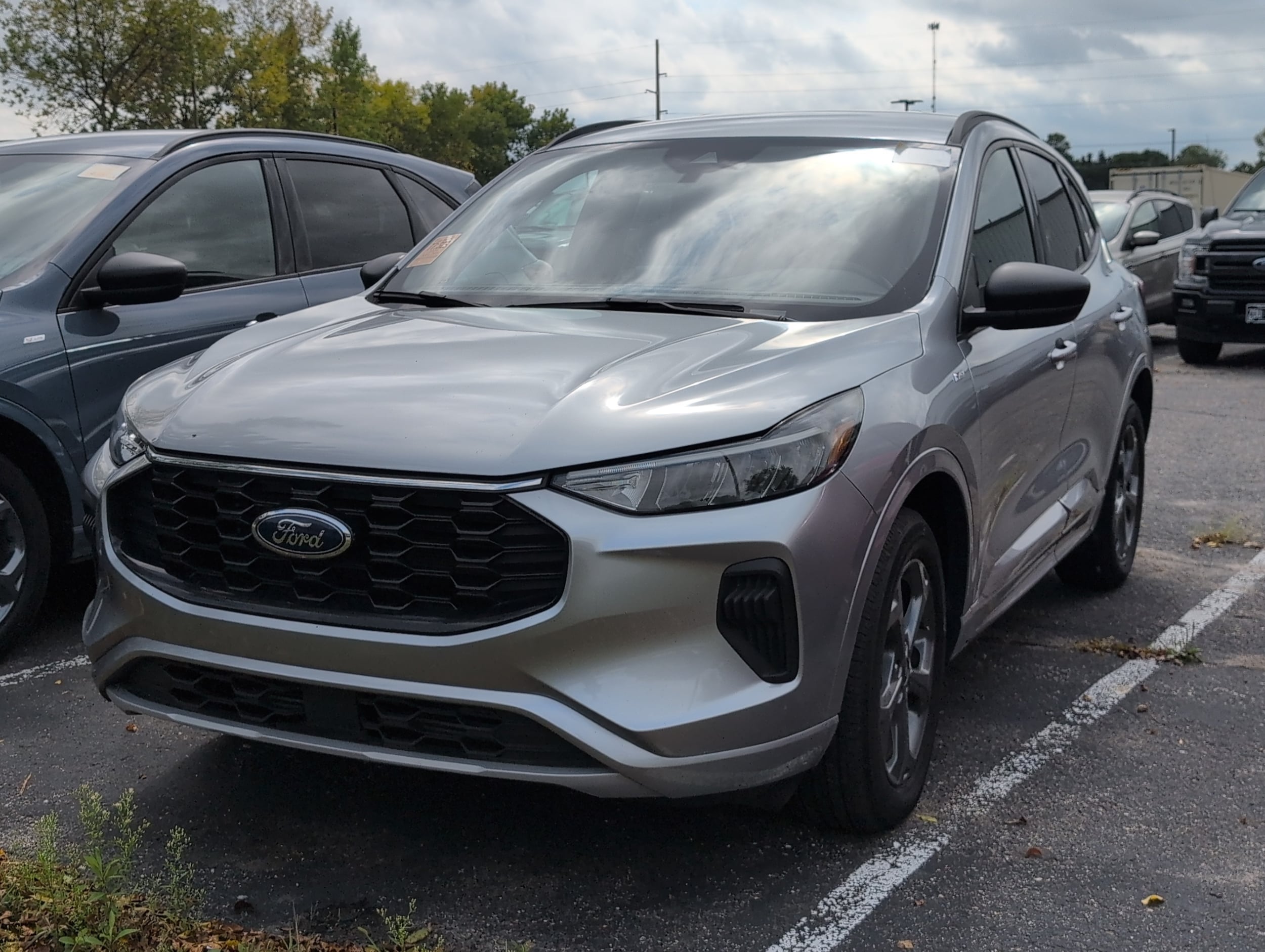 Used 2024 Ford Escape ST-Line with VIN 1FMCU9MN4RUA97572 for sale in Annandale, Minnesota