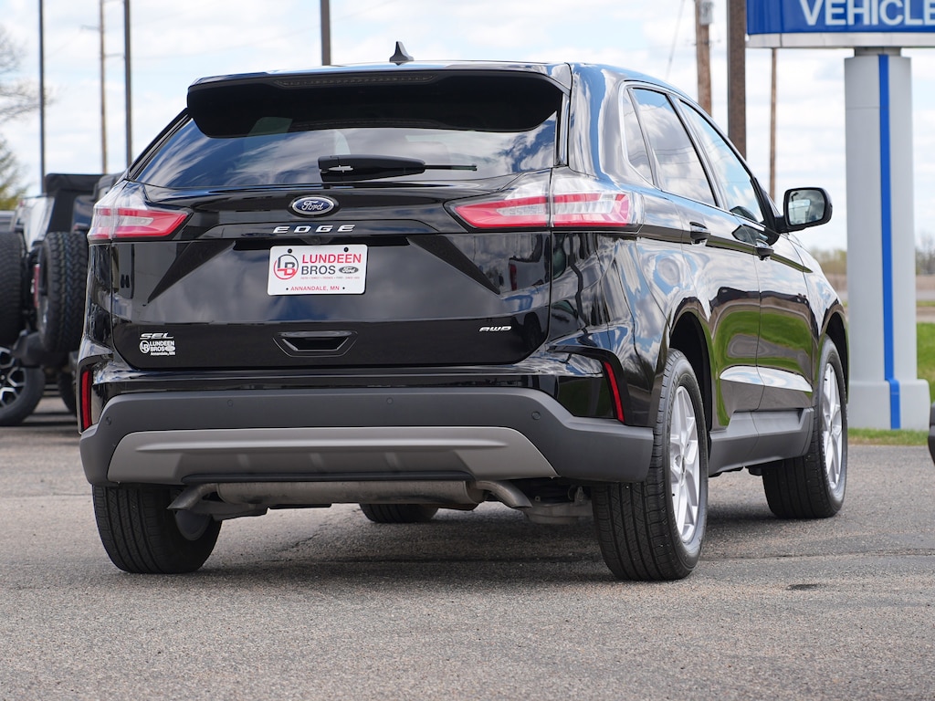 Used 2024 Ford Edge SEL SUV