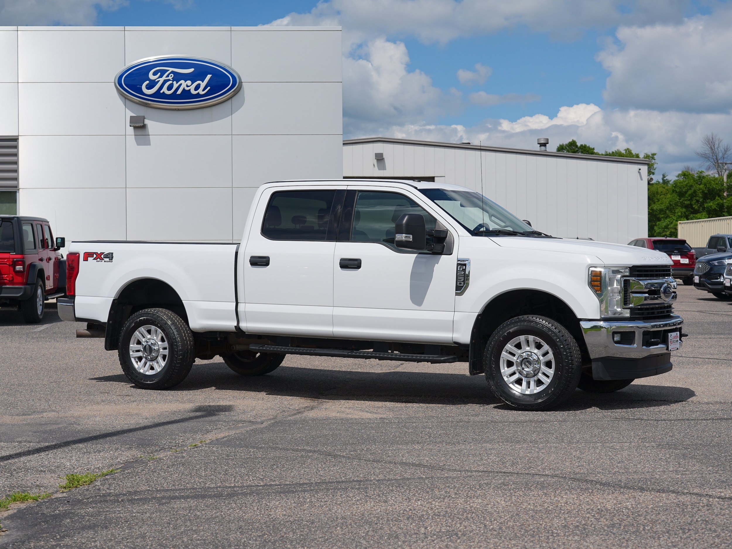 Used 2019 Ford F-250 Super Duty XLT with VIN 1FT7W2B60KED16501 for sale in Annandale, Minnesota