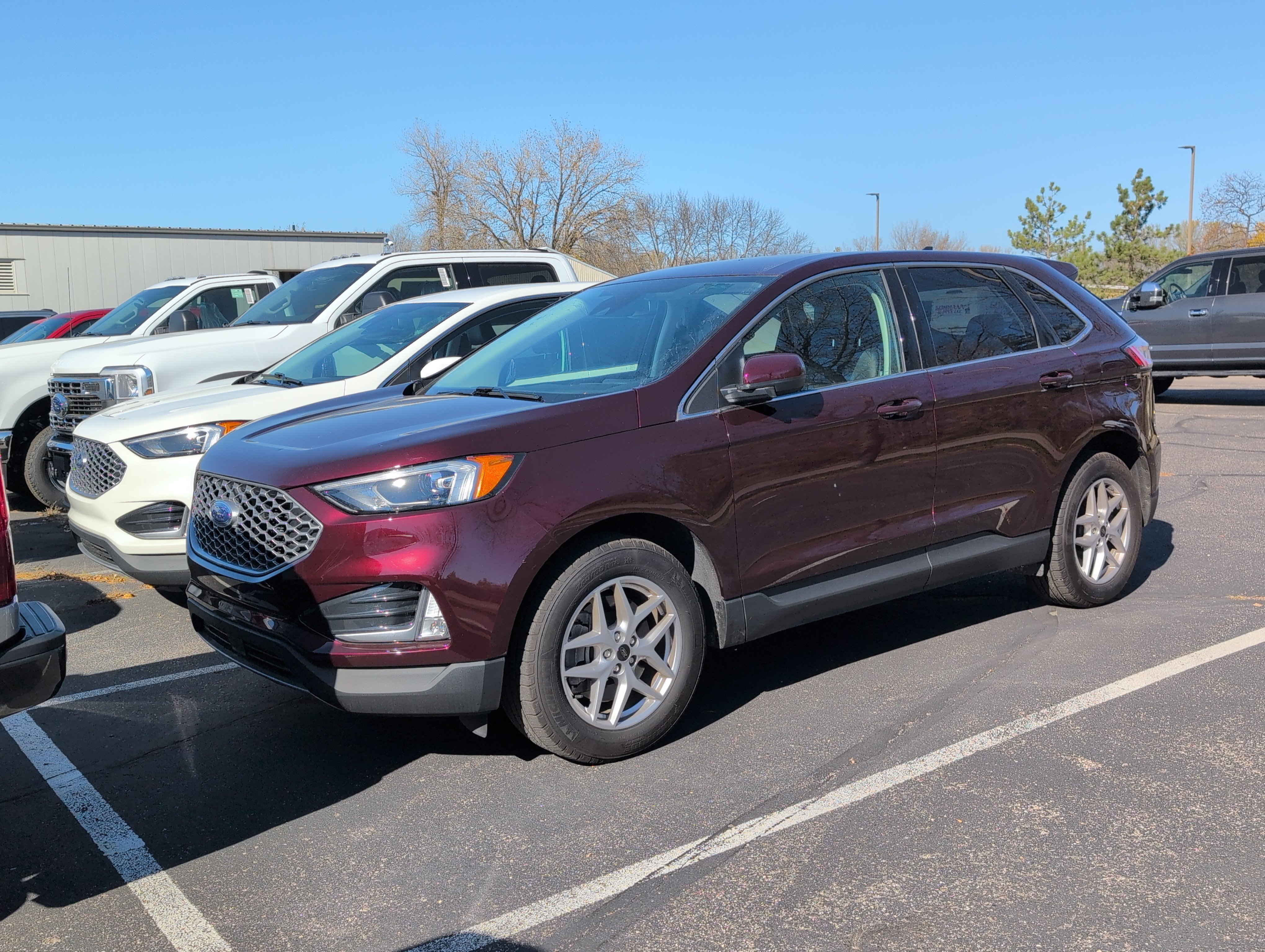 Used 2024 Ford Edge SEL with VIN 2FMPK4J91RBA00979 for sale in Annandale, Minnesota