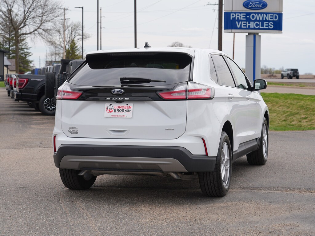 Used 2024 Ford Edge SEL SUV