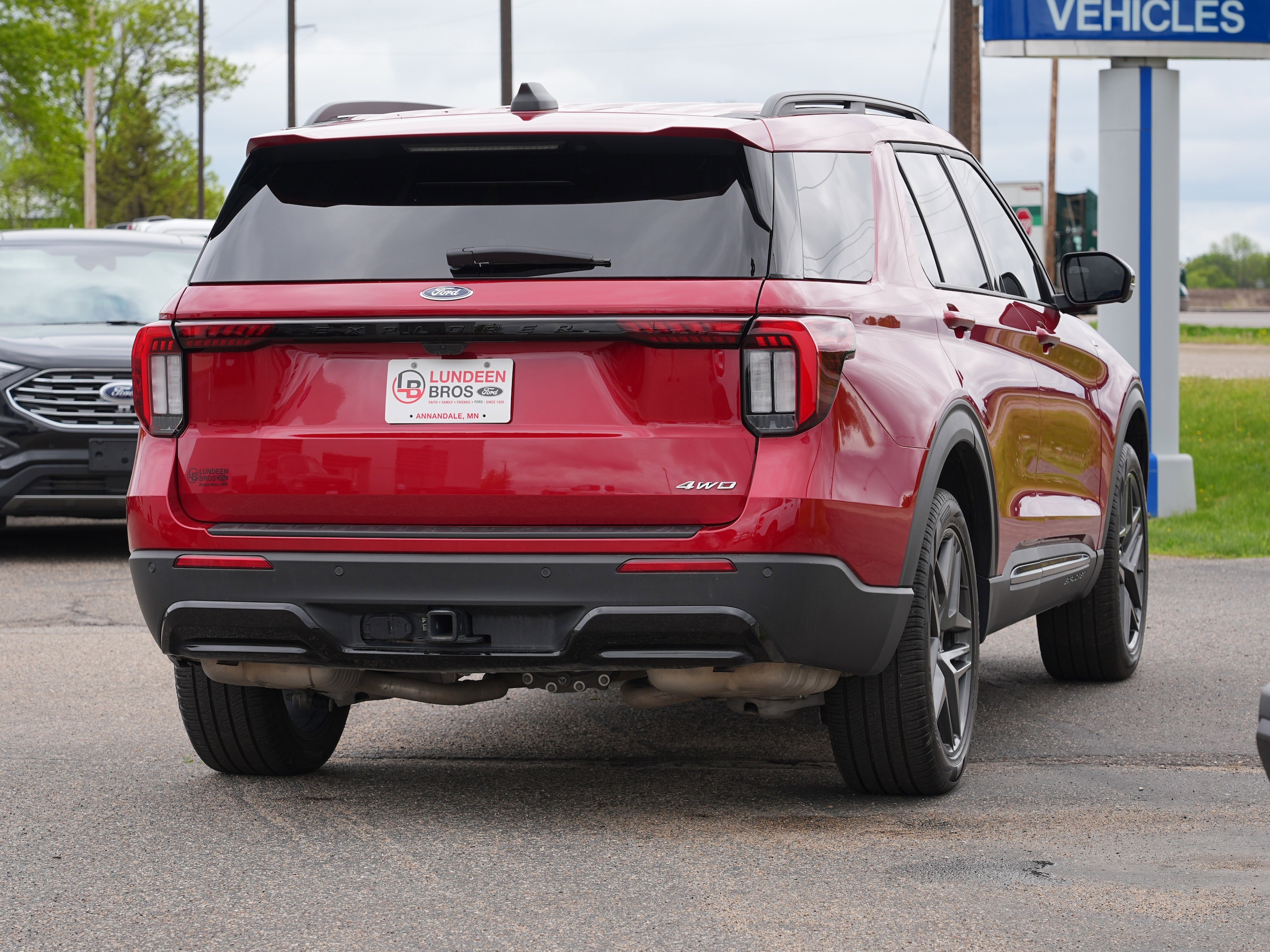 Used 2025 Ford Explorer ST-LINE with VIN 1FMUK8KH5SGB70759 for sale in Annandale, Minnesota