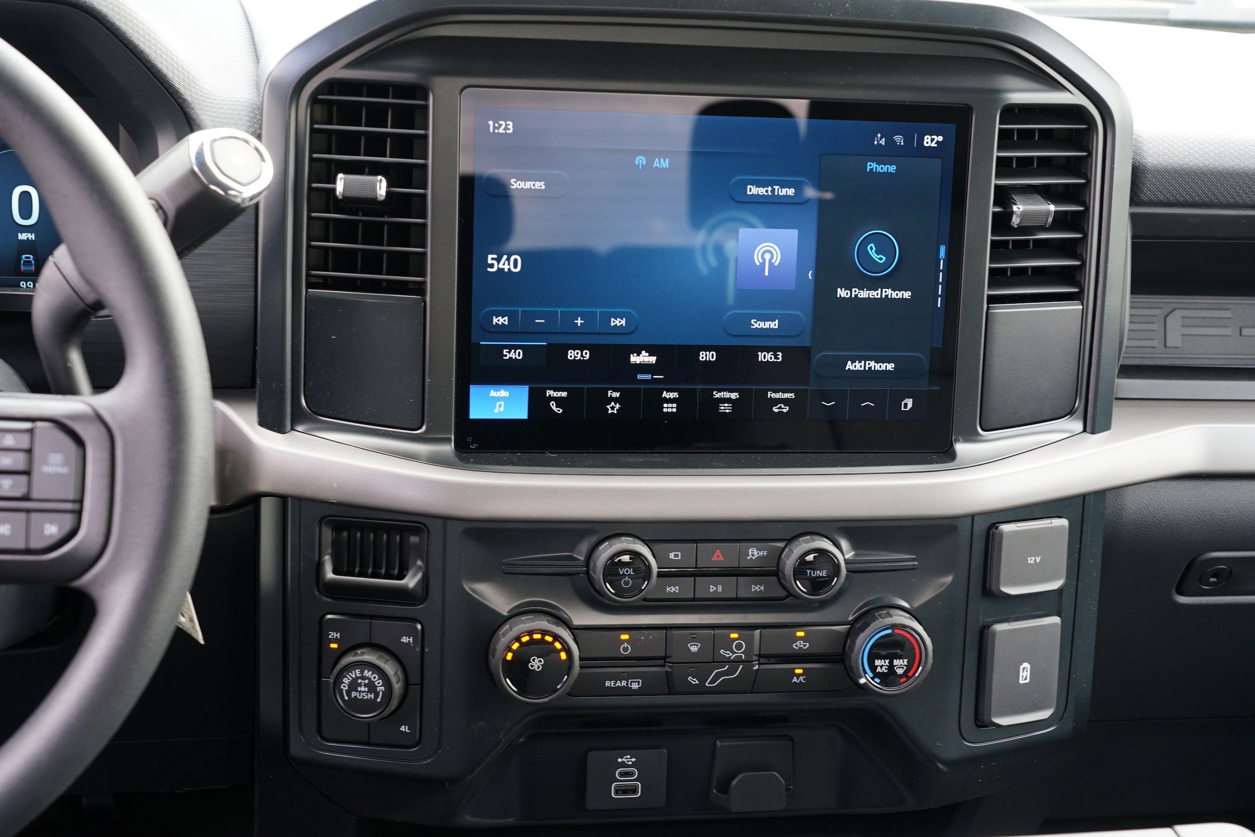 2025 Ford F-150 XL - Photo 18