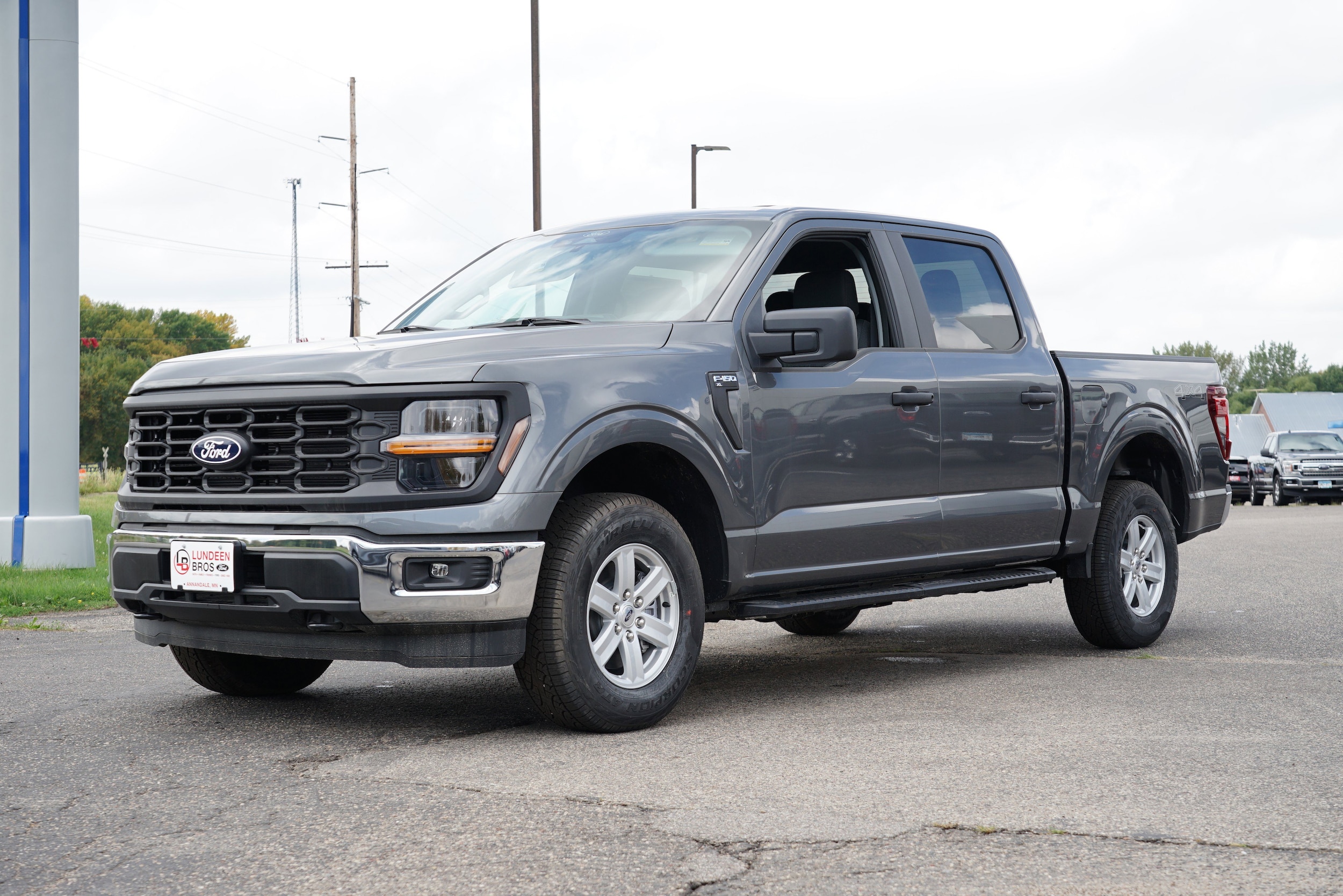 2025 Ford F-150 XL - Photo 8