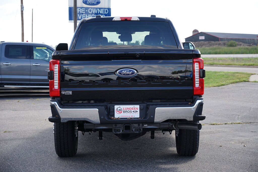 New 2026 Ford F-350SD Lariat Truck