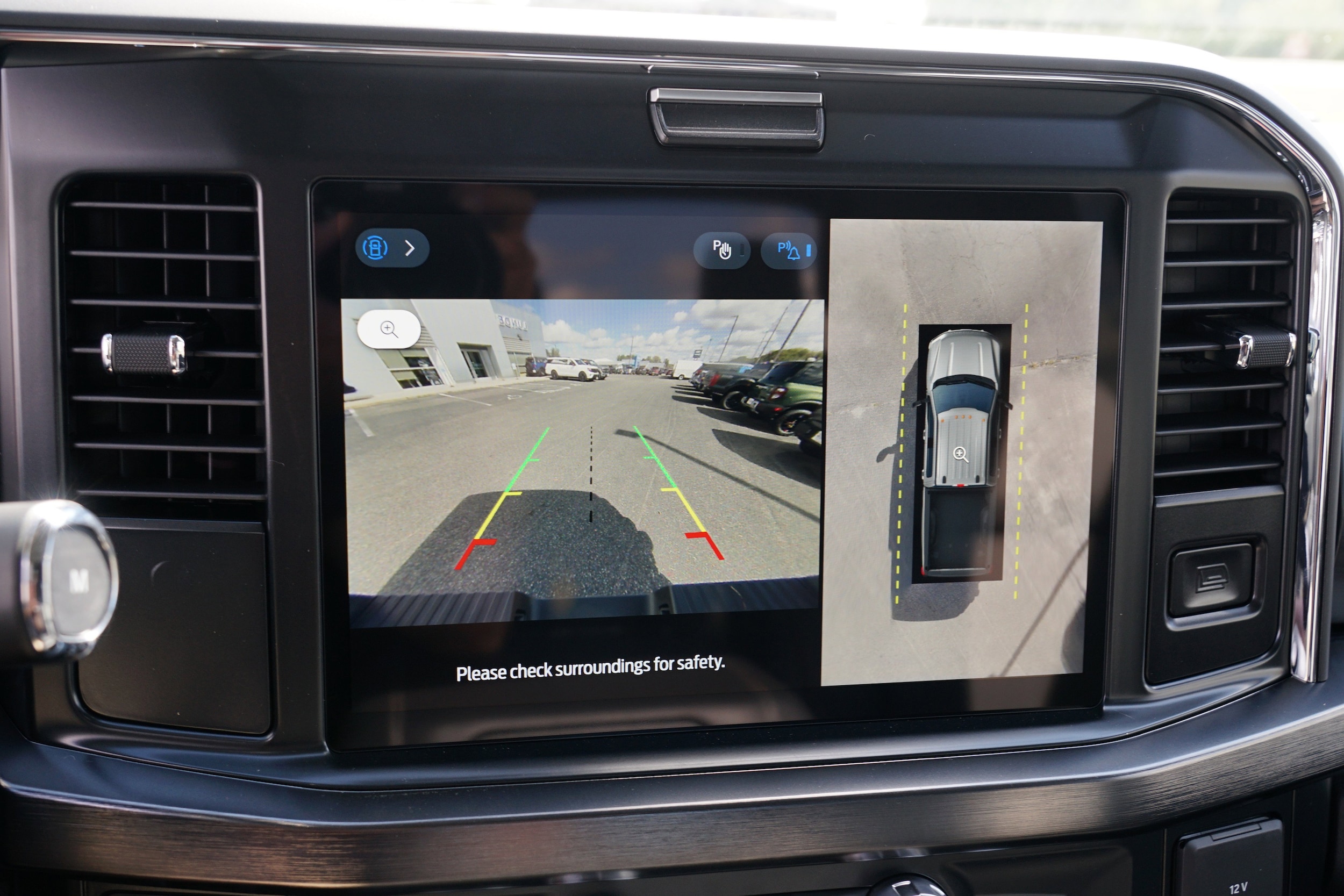 2026 Ford F-350 Super Duty Lariat - Photo 24