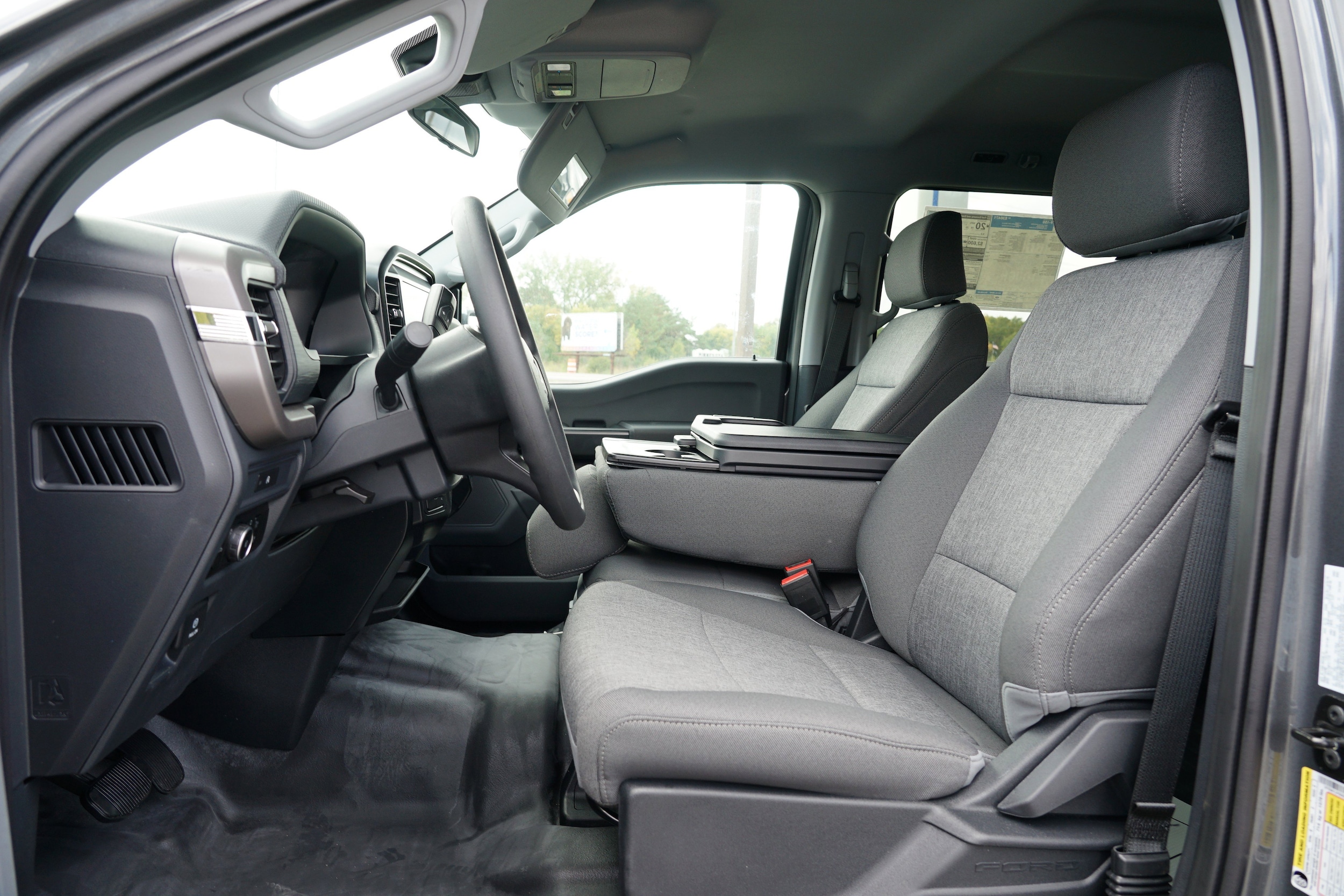 2025 Ford F-150 XL - Photo 12