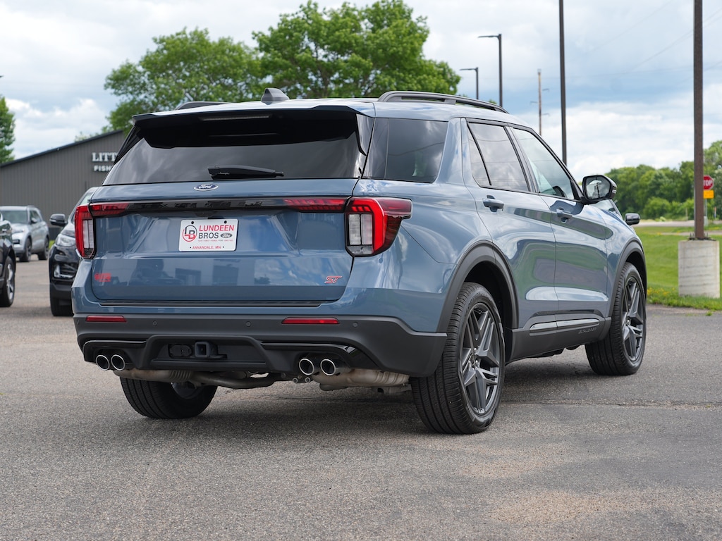 Used 2025 Ford Explorer ST SUV