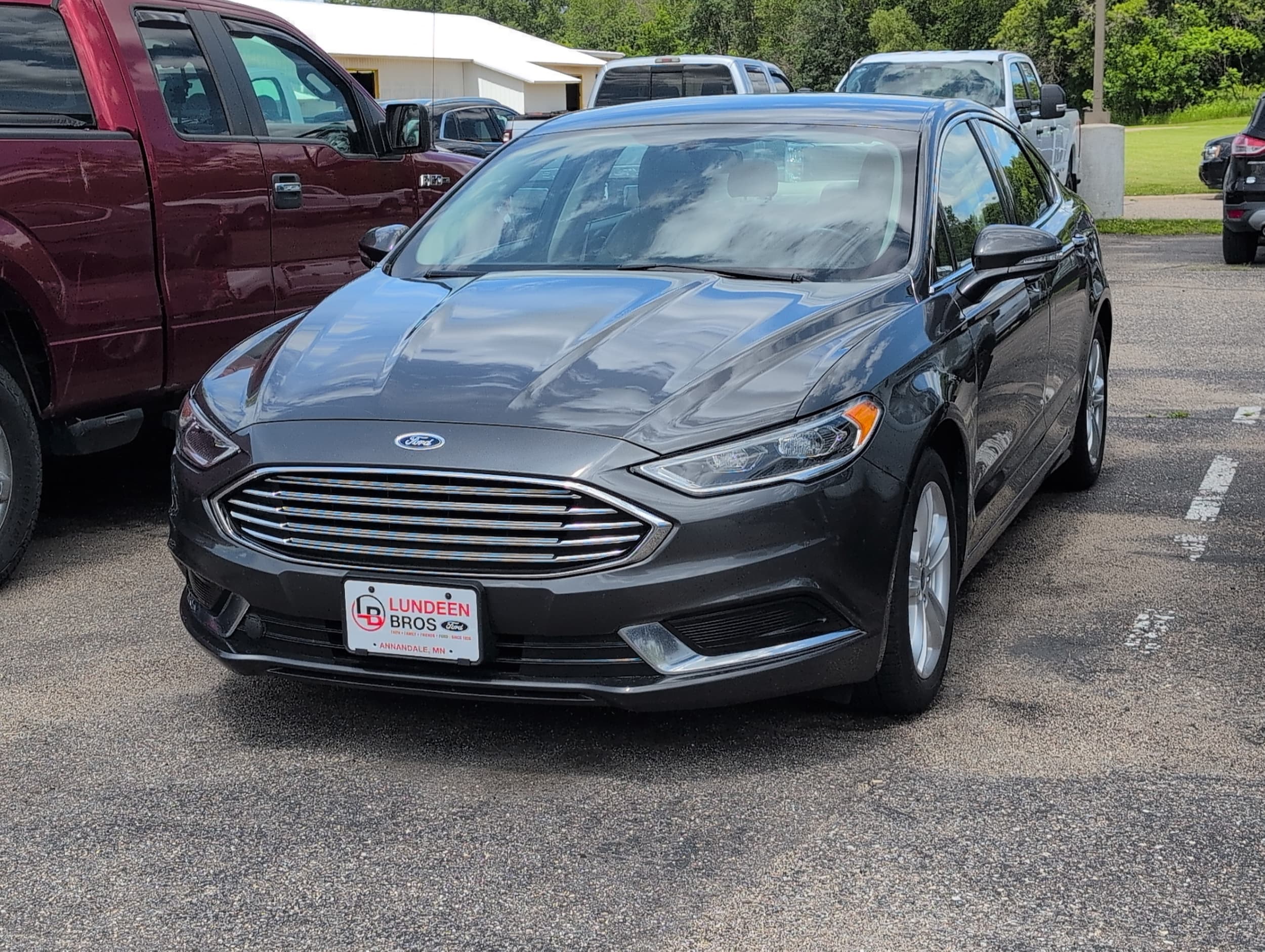Used 2018 Ford Fusion SE with VIN 3FA6P0HD1JR161431 for sale in Annandale, Minnesota