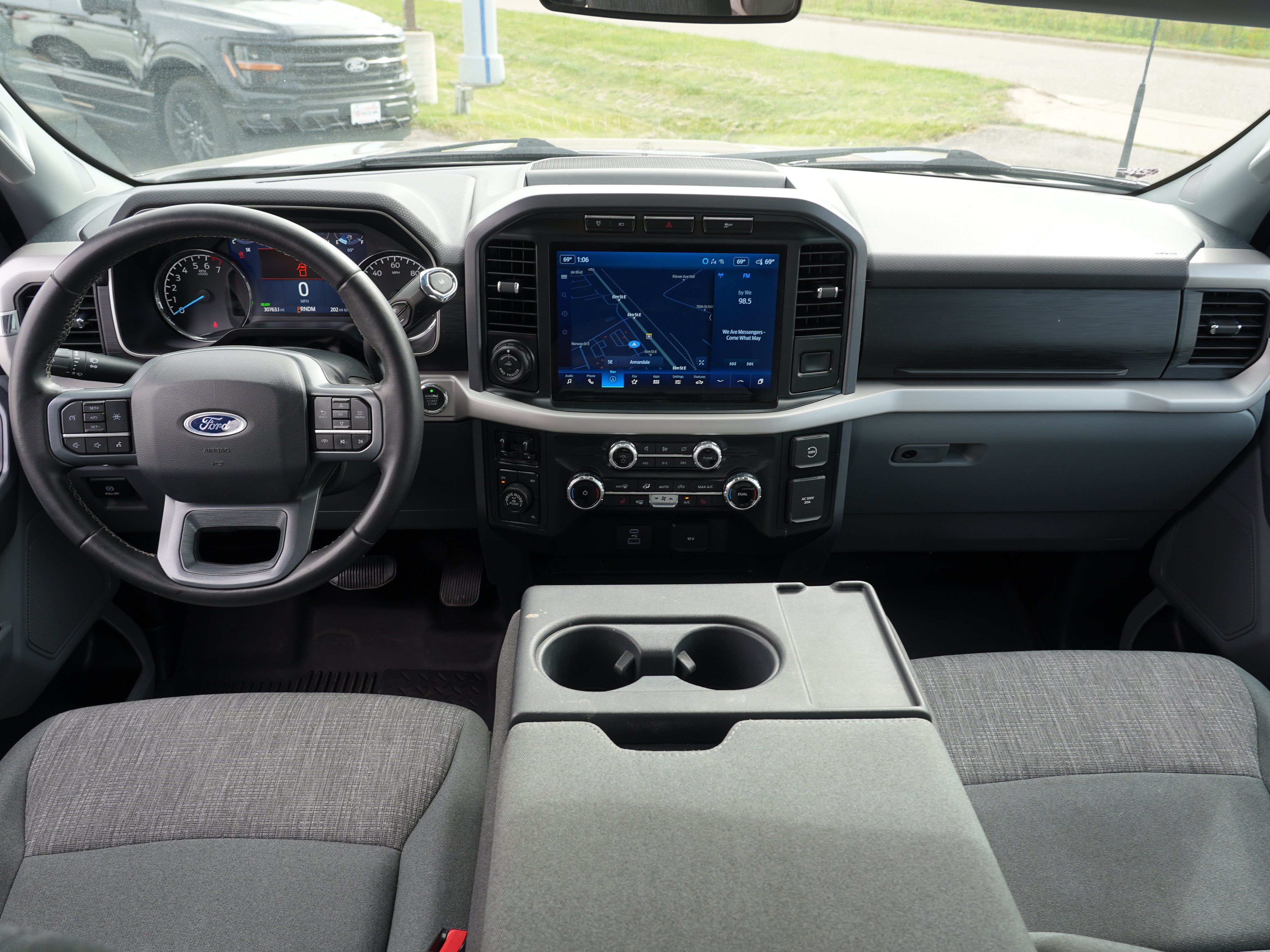 2023 Ford F-150 XLT - Photo 27