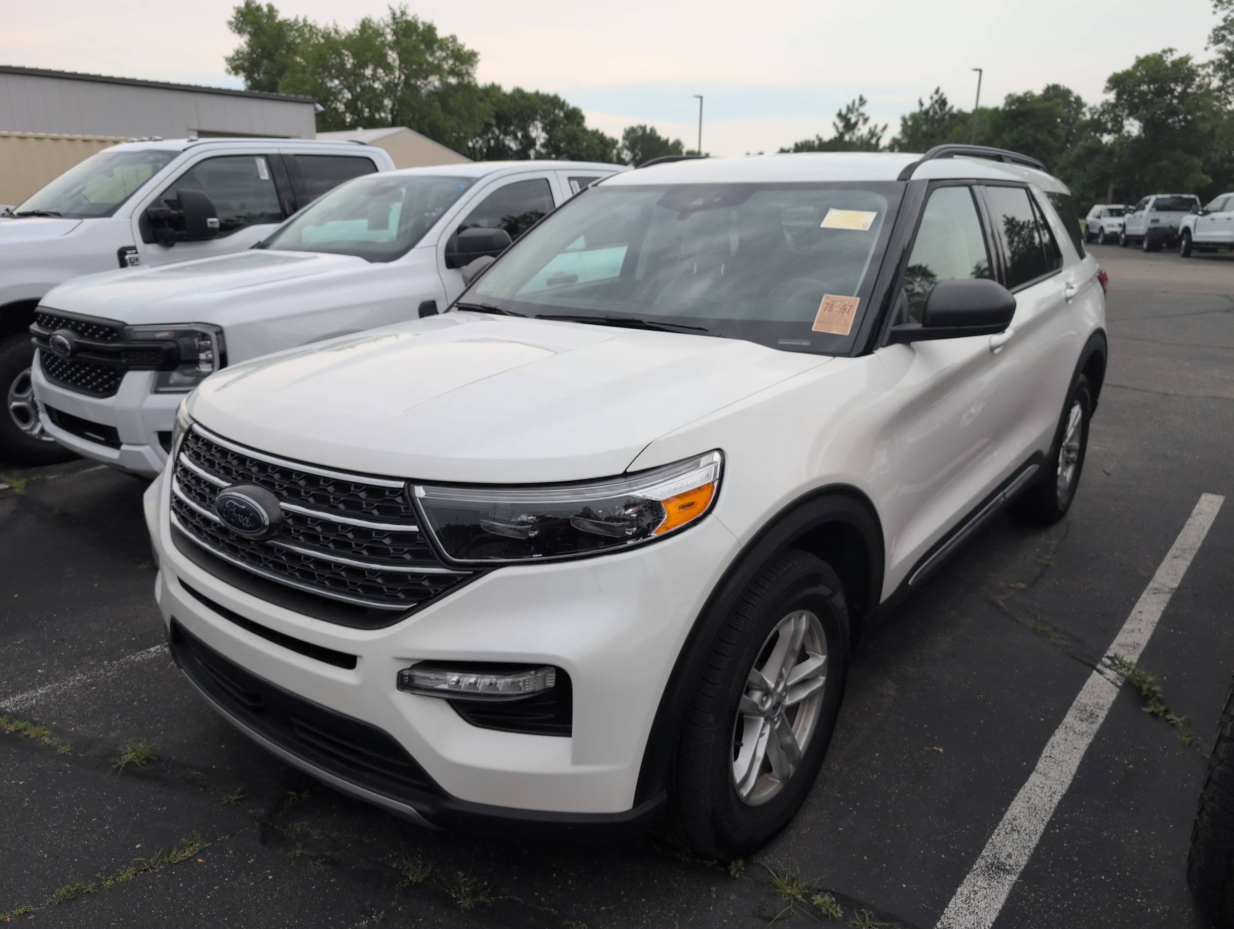 Used 2024 Ford Explorer XLT with VIN 1FMSK8DH1RGA00316 for sale in Annandale, Minnesota