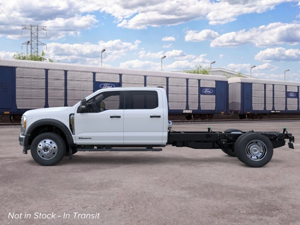 New 2026 Ford F-550SD XLT Chassis