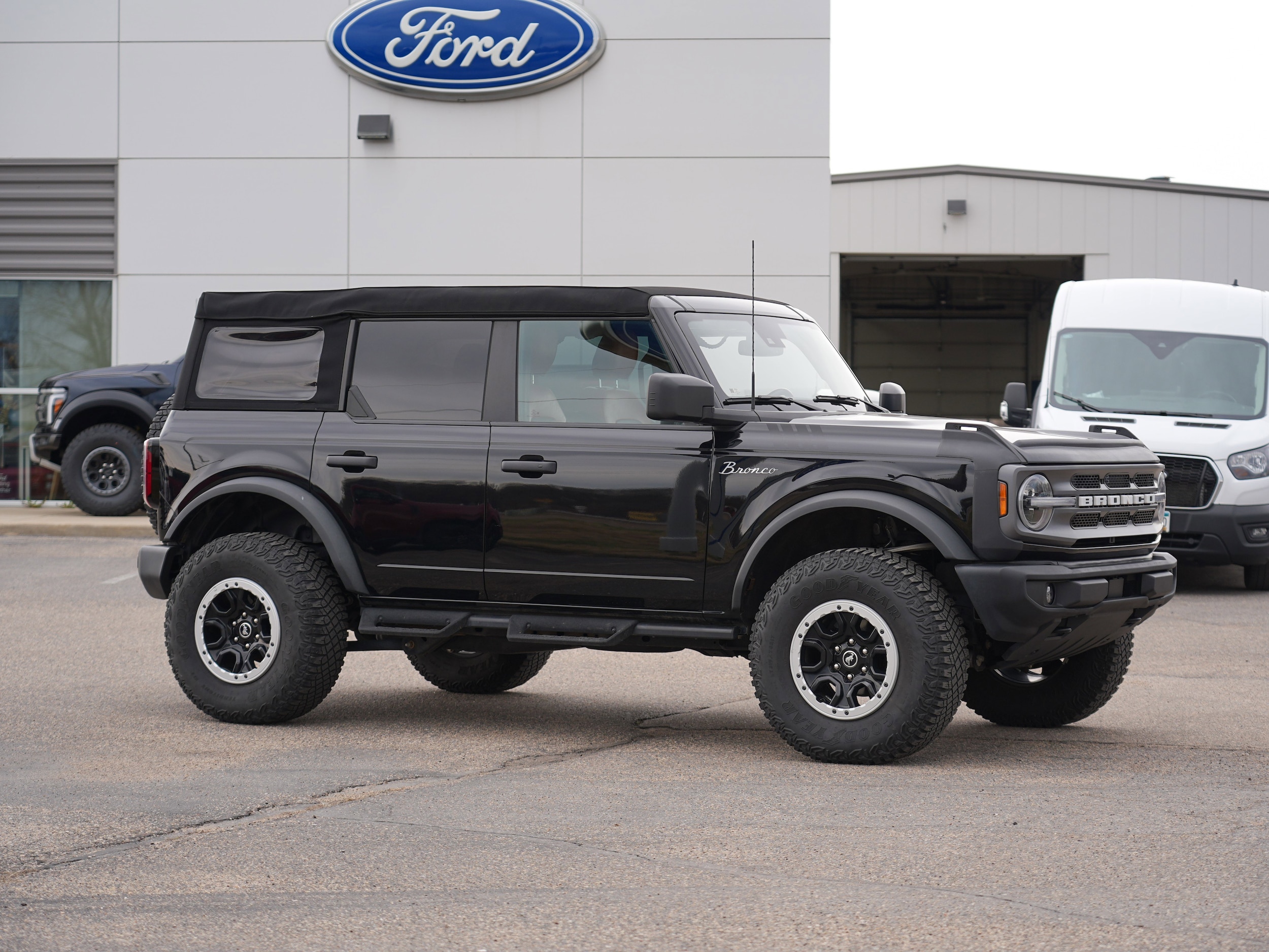 Used 2023 Ford Bronco 4-Door Big Bend with VIN 1FMEE5BP0PLA99602 for sale in Annandale, Minnesota