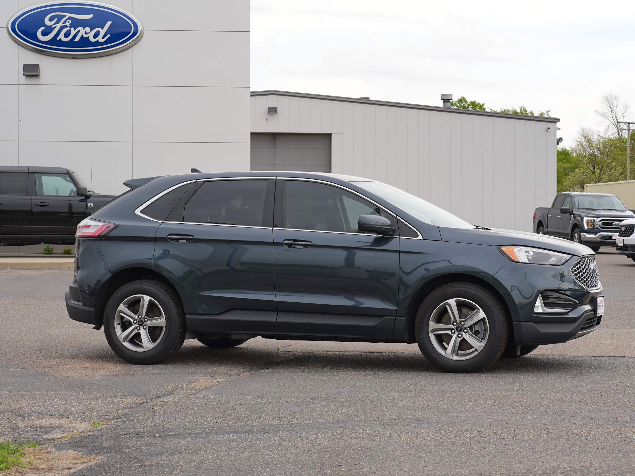 Used 2023 Ford Edge SEL with VIN 2FMPK4J97PBA32445 for sale in Annandale, Minnesota