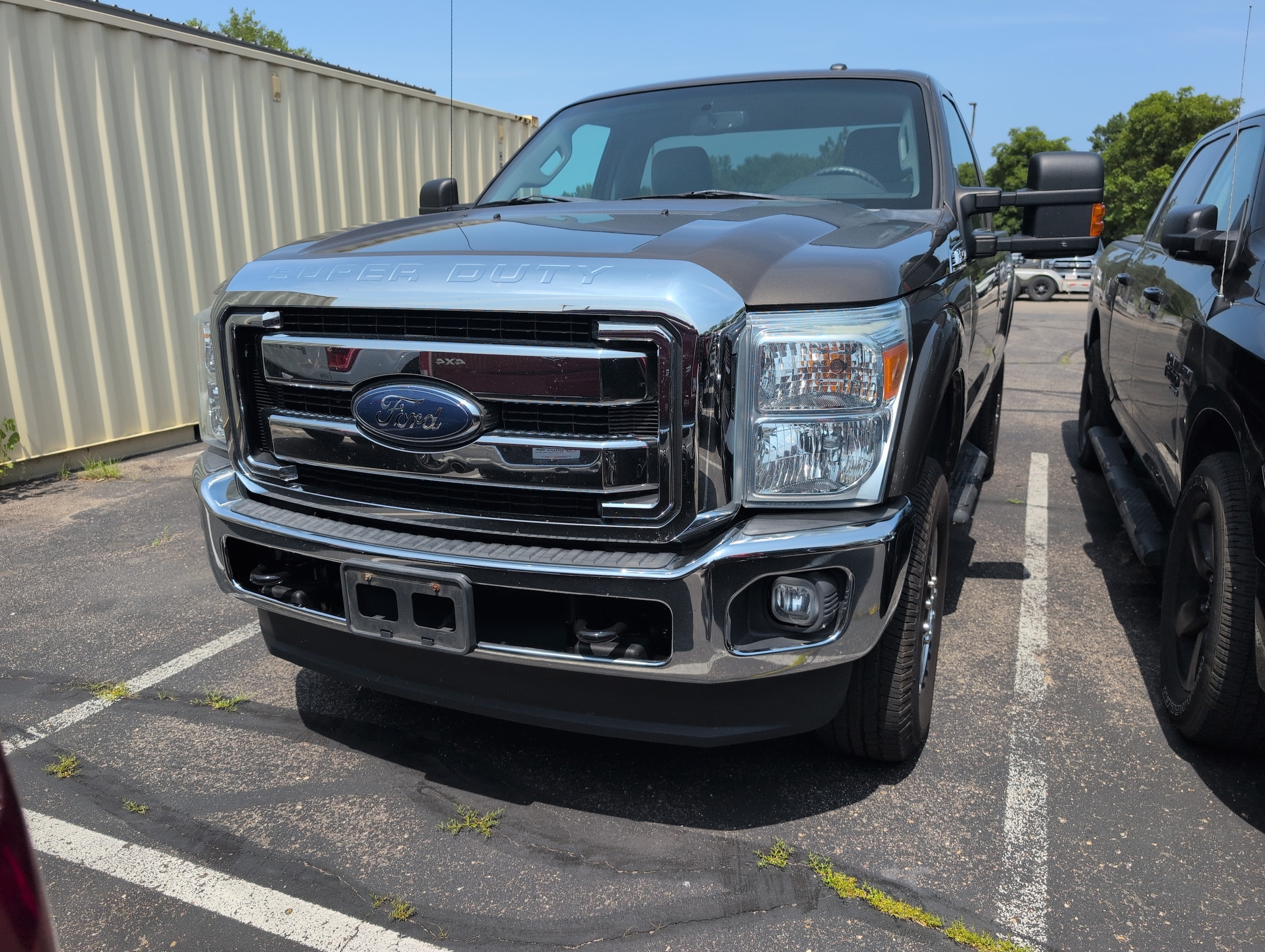 Used 2016 Ford F-250 Super Duty XLT with VIN 1FTBF2B63GEC30911 for sale in Annandale, Minnesota