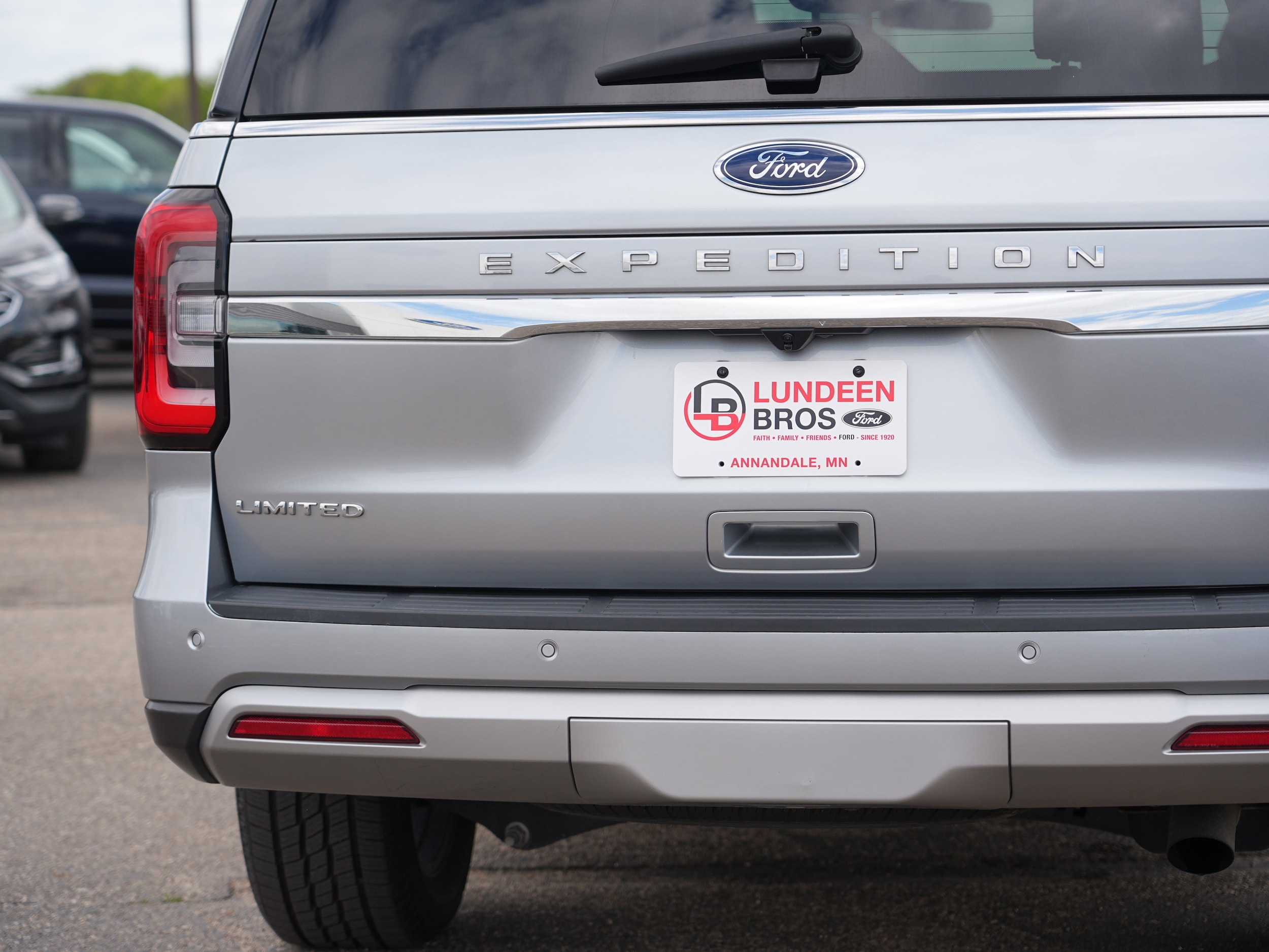 2023 Ford Expedition Limited - Photo 12