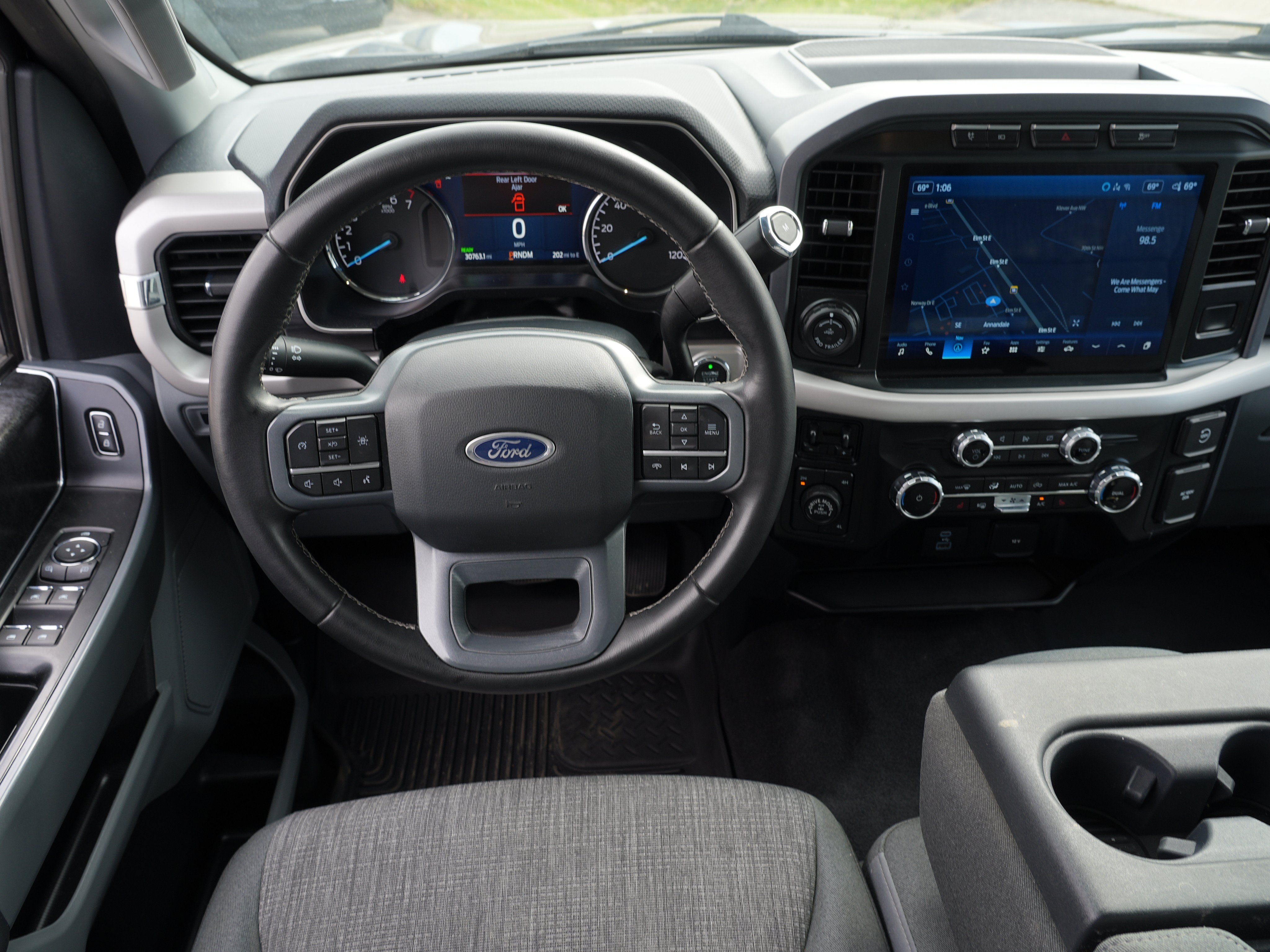 2023 Ford F-150 XLT - Photo 22