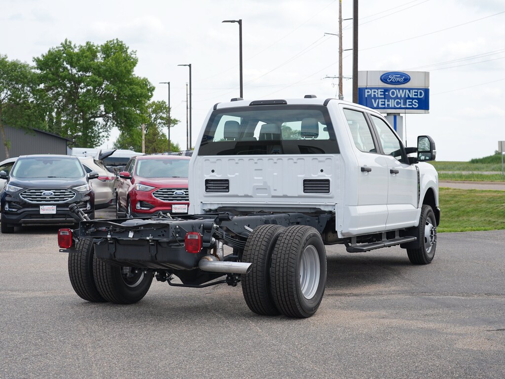 New 2026 Ford F-350SD XL Chassis