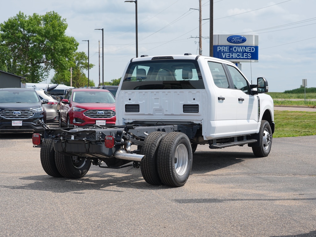 New 2026 Ford F-350SD XL Chassis