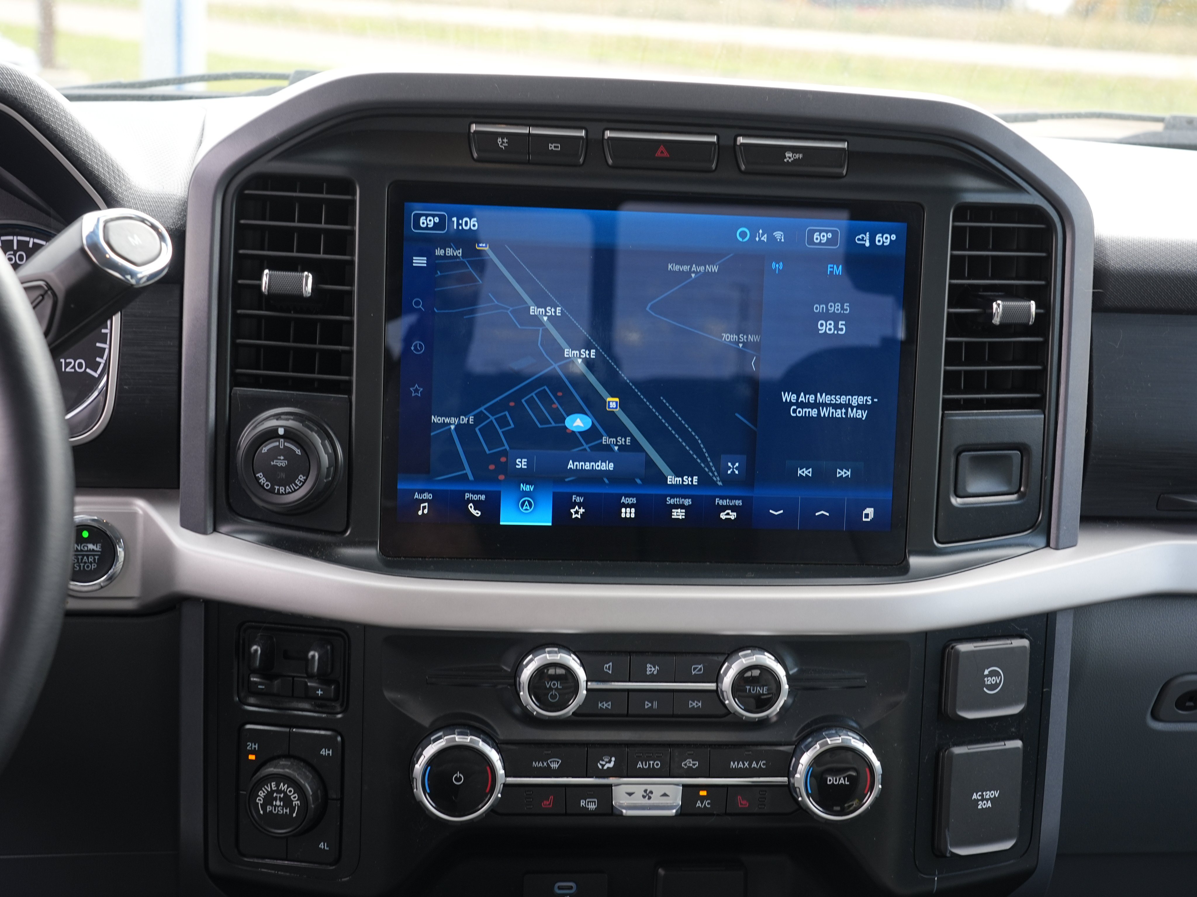 2023 Ford F-150 XLT - Photo 24
