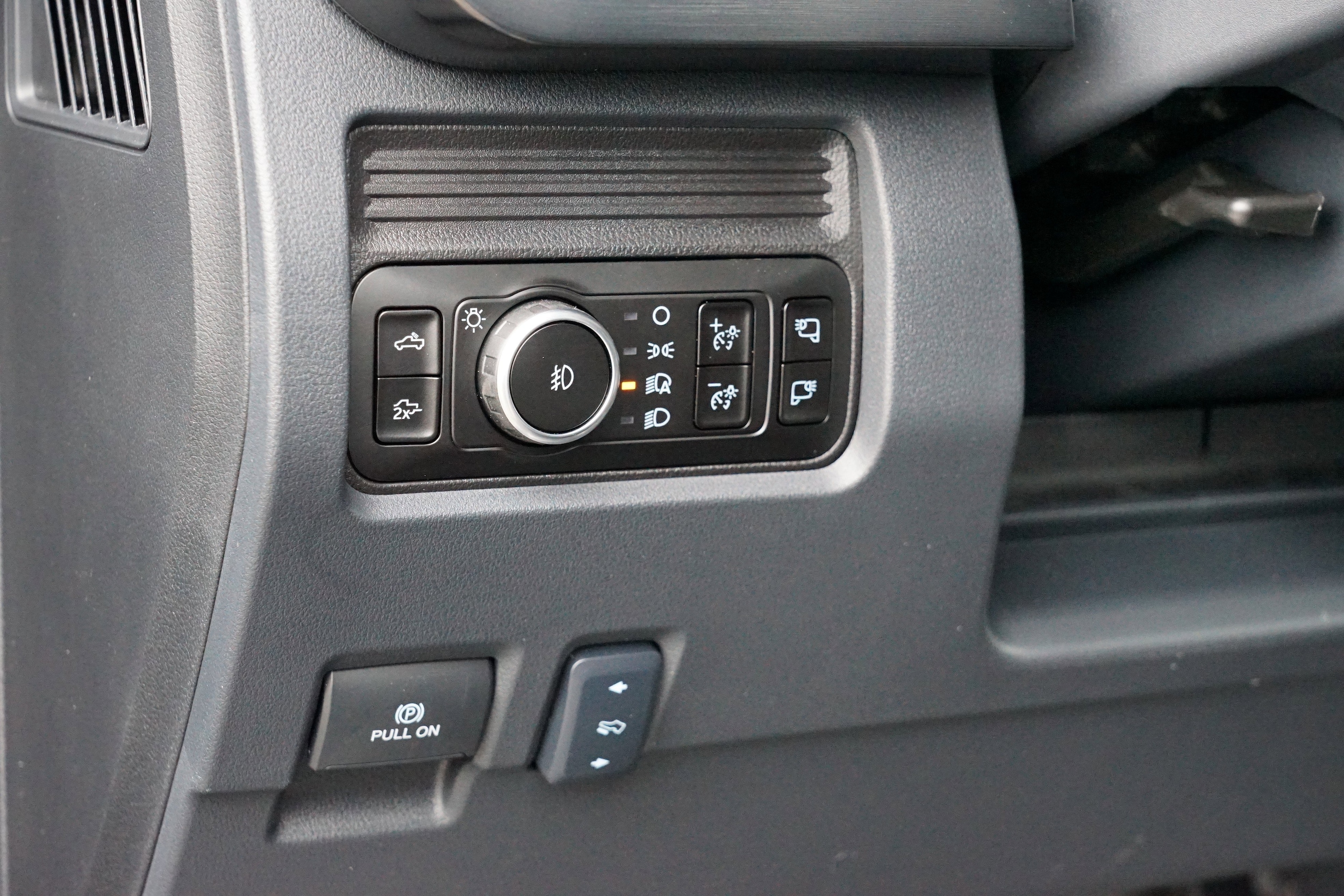 2026 Ford F-350 Super Duty Lariat - Photo 18