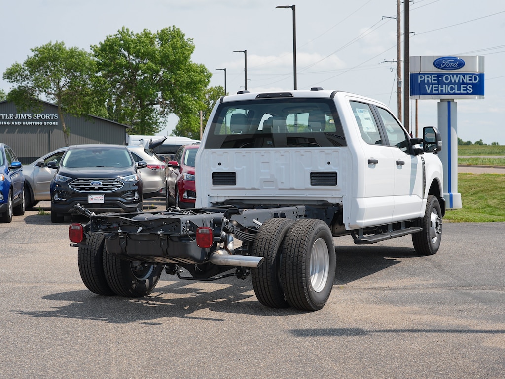 New 2026 Ford F-350SD XL Chassis