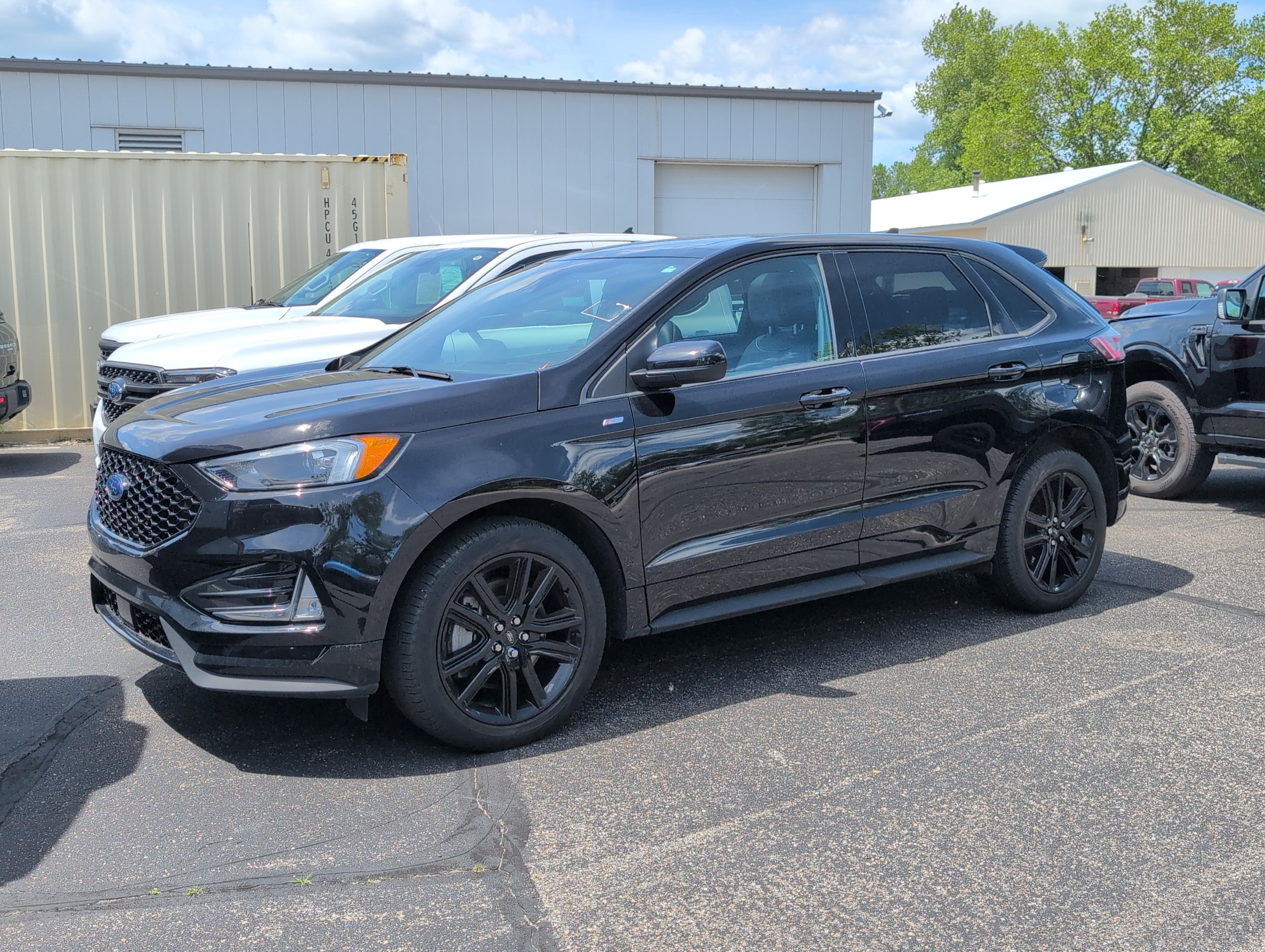 Used 2024 Ford Edge ST-Line with VIN 2FMPK4J92RBA46742 for sale in Annandale, Minnesota
