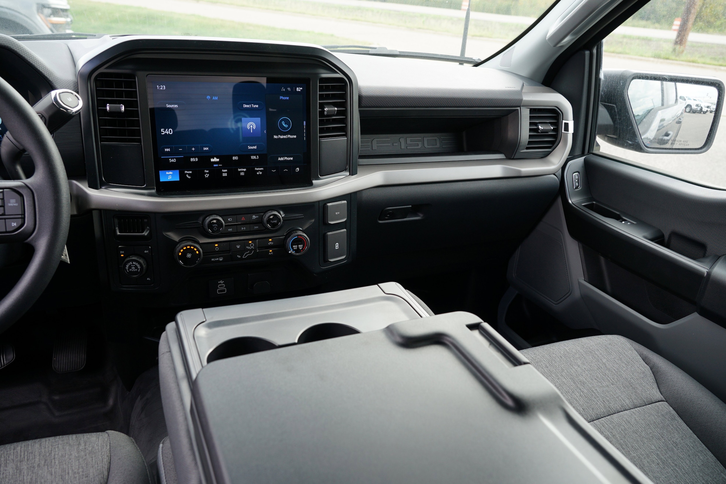 2025 Ford F-150 XL - Photo 17