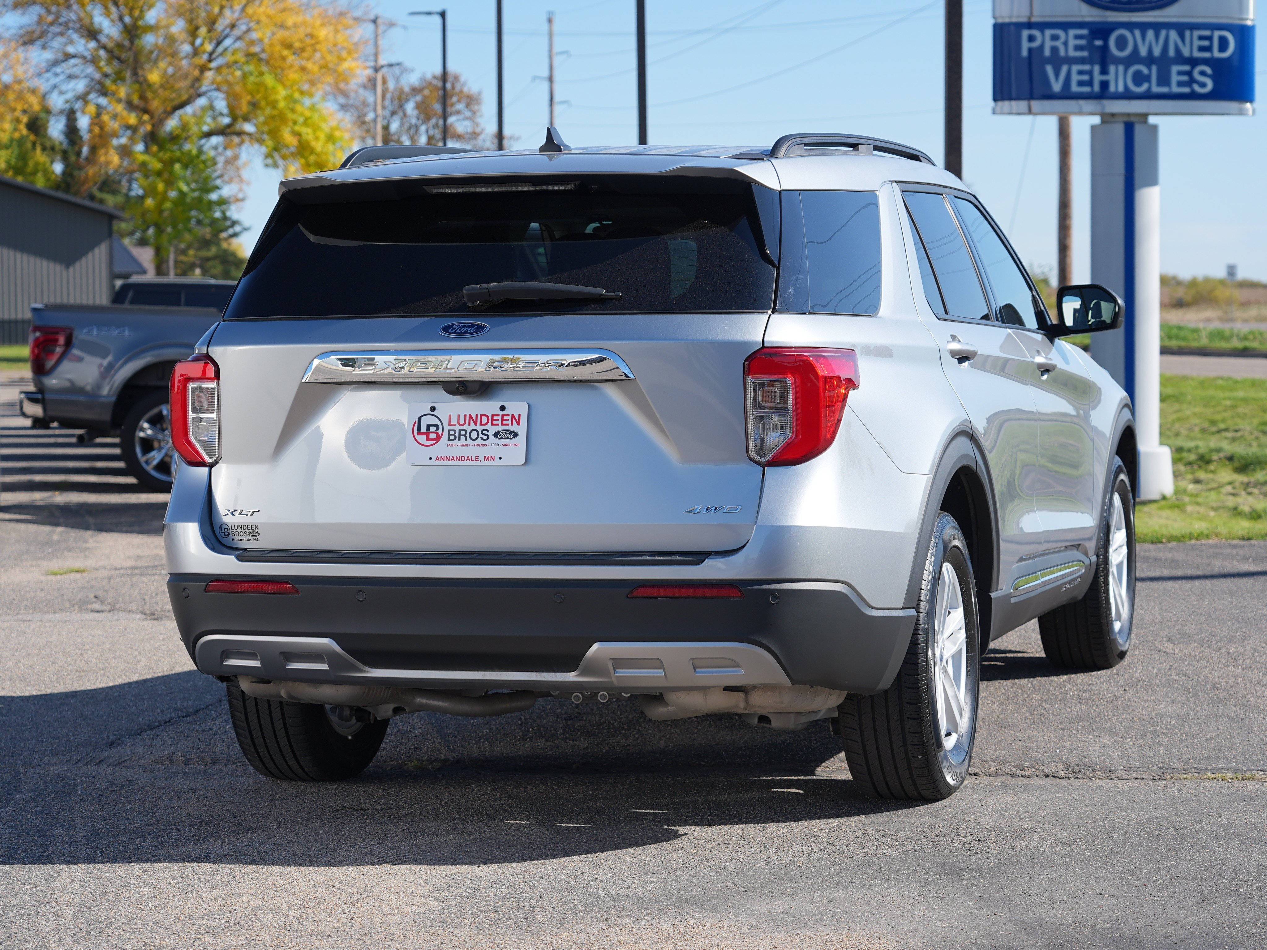 Used 2024 Ford Explorer XLT SUV