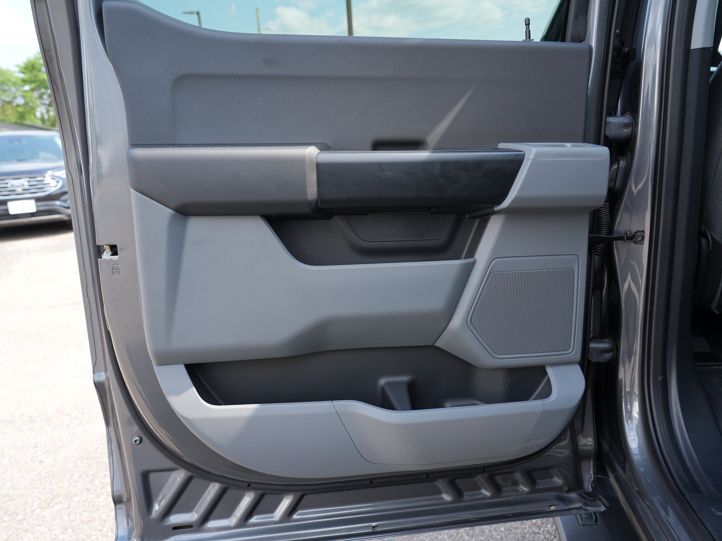 2025 Ford F-150 XL - Photo 21