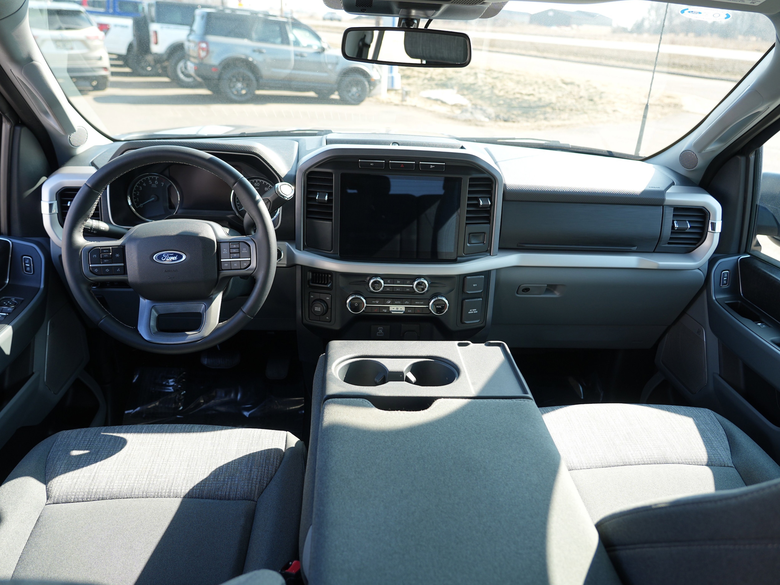 2023 Ford F-150 XLT - Photo 24