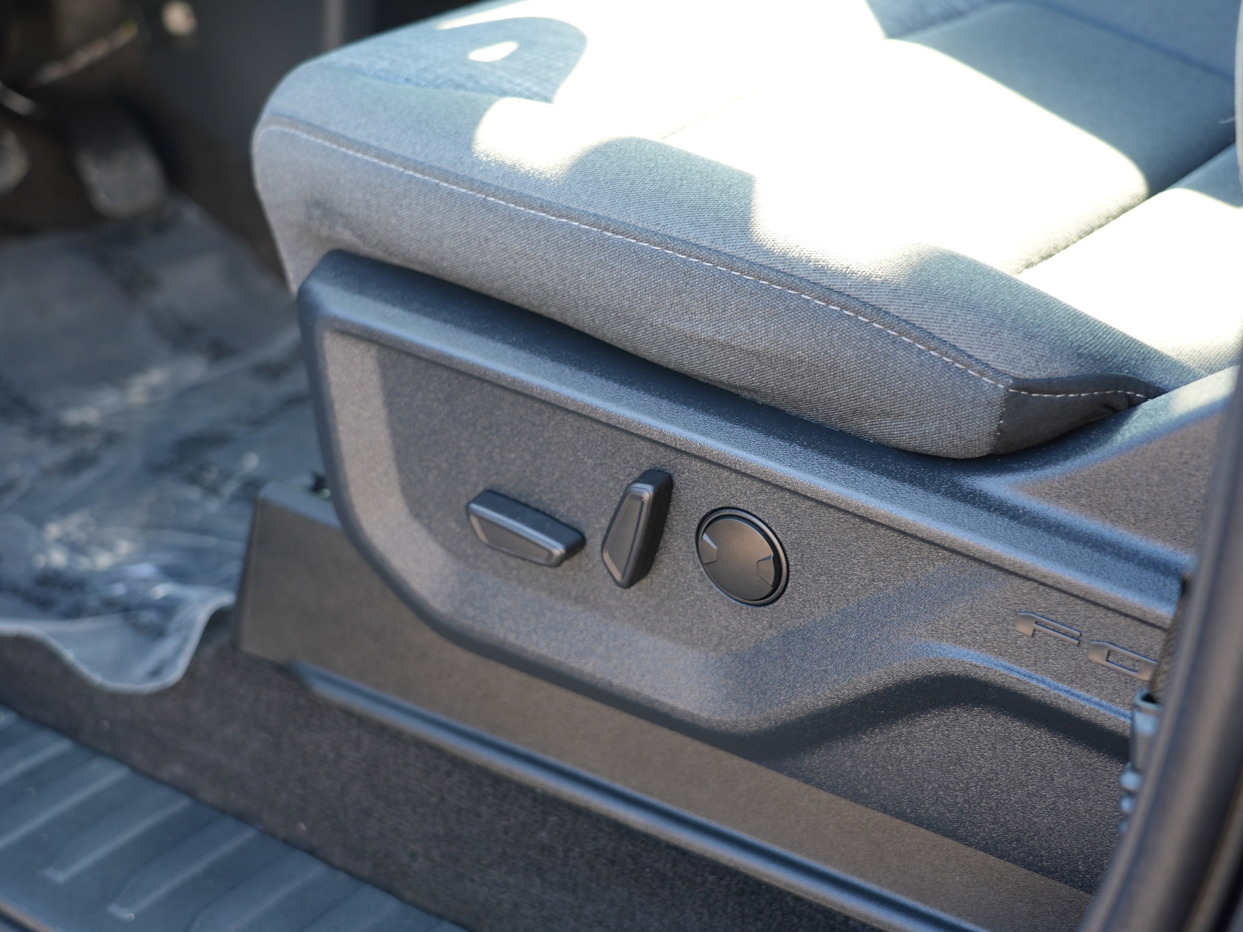 2023 Ford F-150 XLT - Photo 15