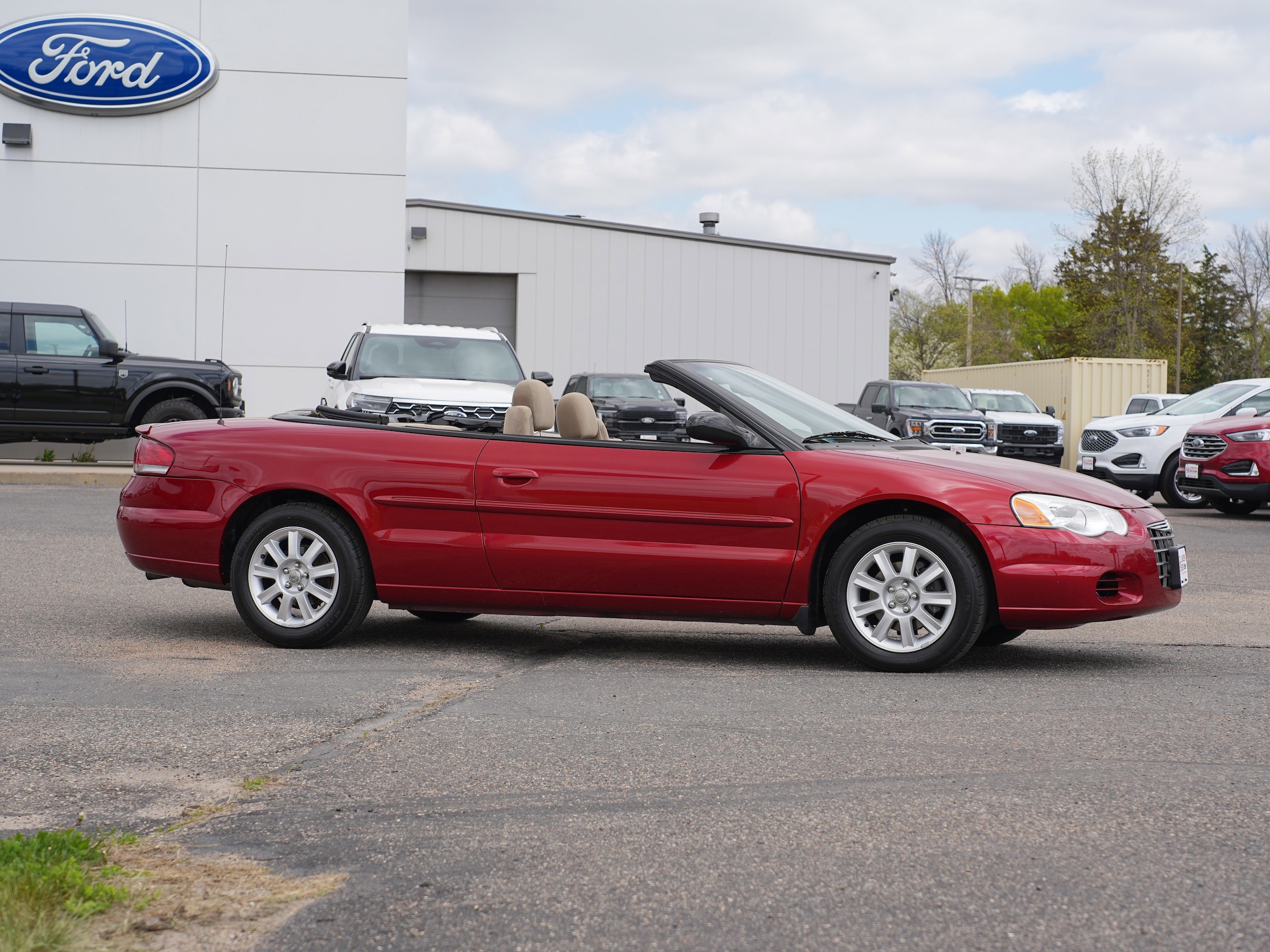 Used 2004 Chrysler Sebring GTC with VIN 1C3EL75R74N399130 for sale in Annandale, Minnesota
