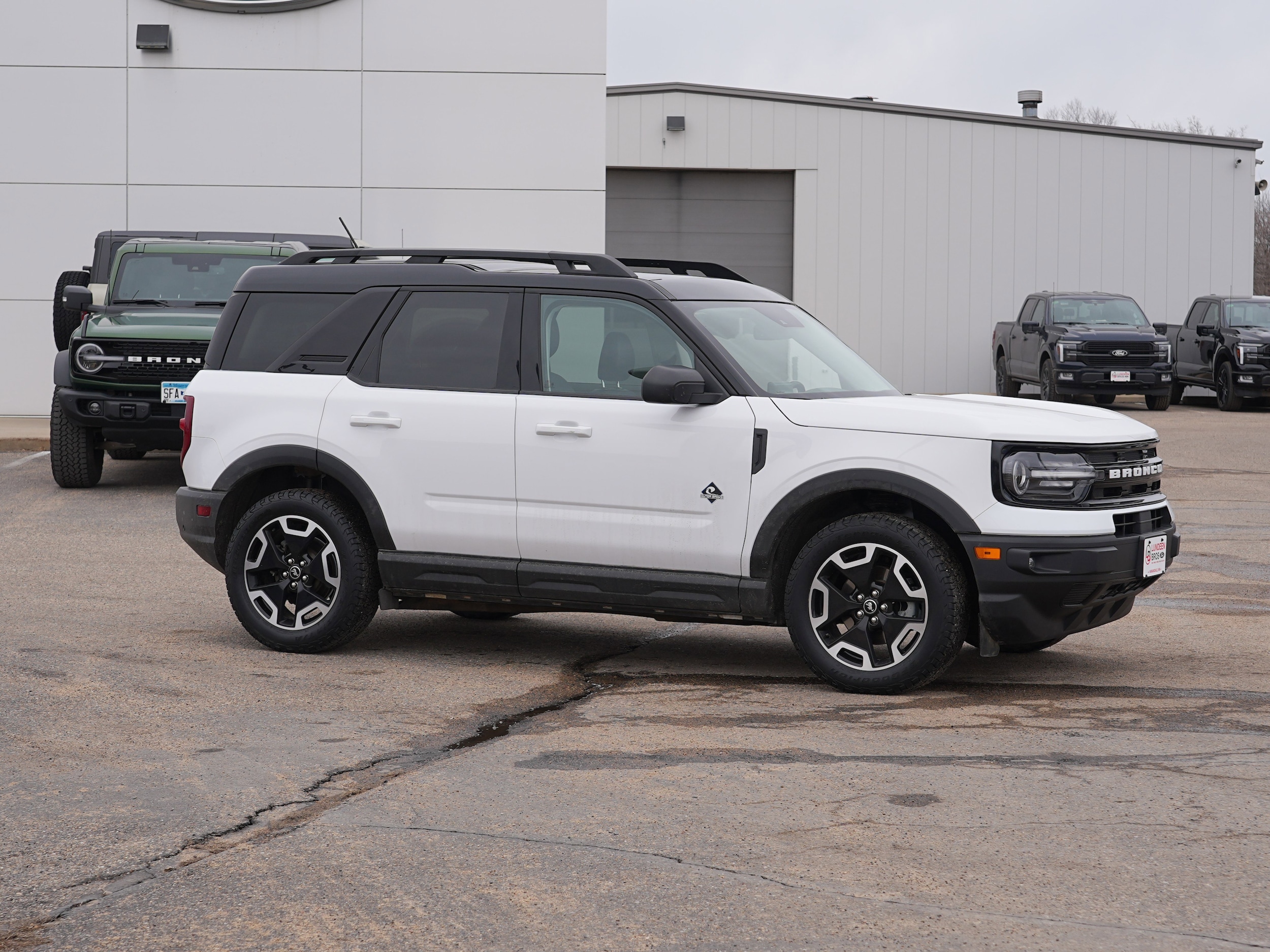 Used 2022 Ford Bronco Sport Outer Banks with VIN 3FMCR9C67NRD71537 for sale in Annandale, Minnesota