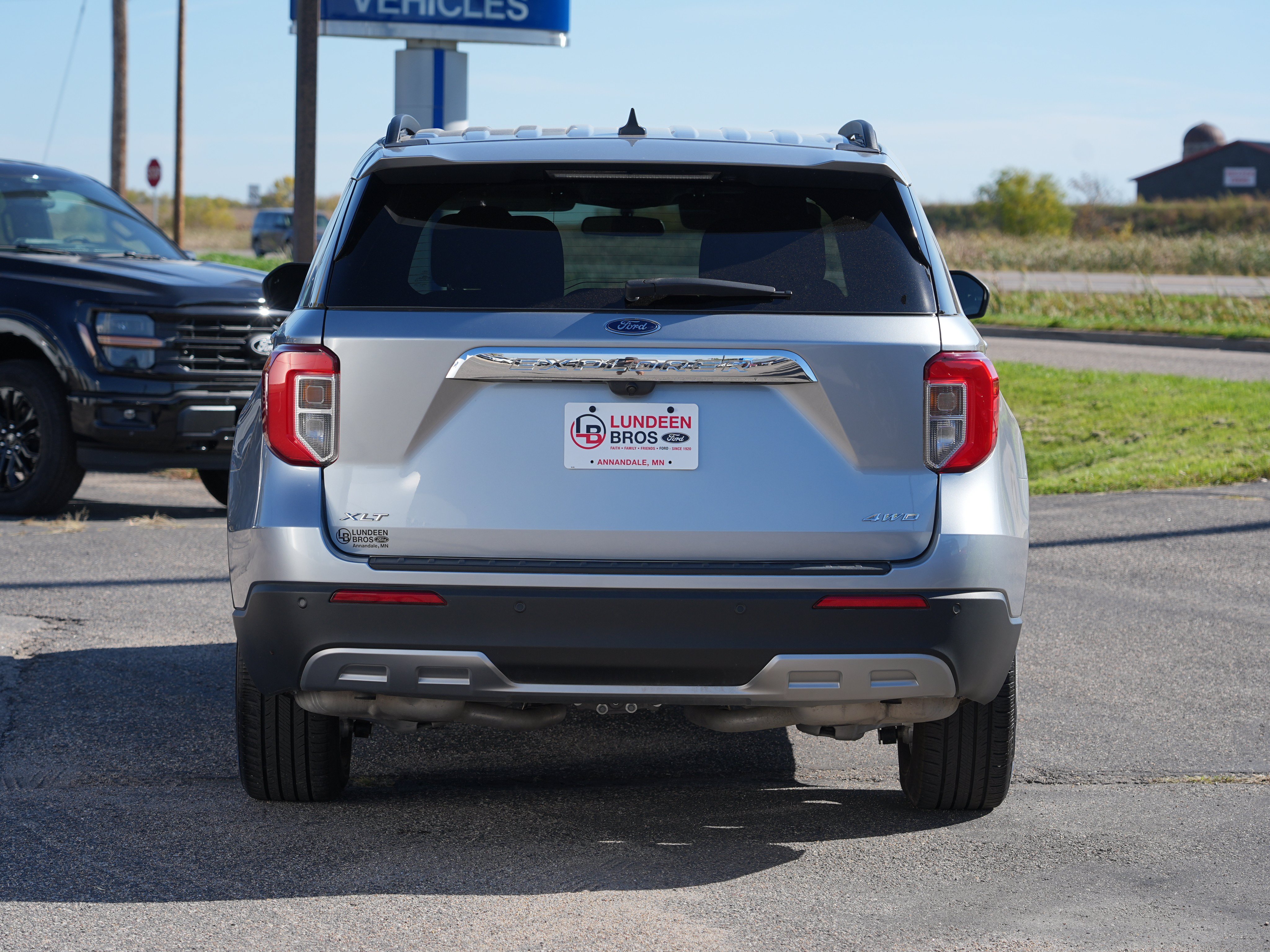 Used 2024 Ford Explorer XLT SUV