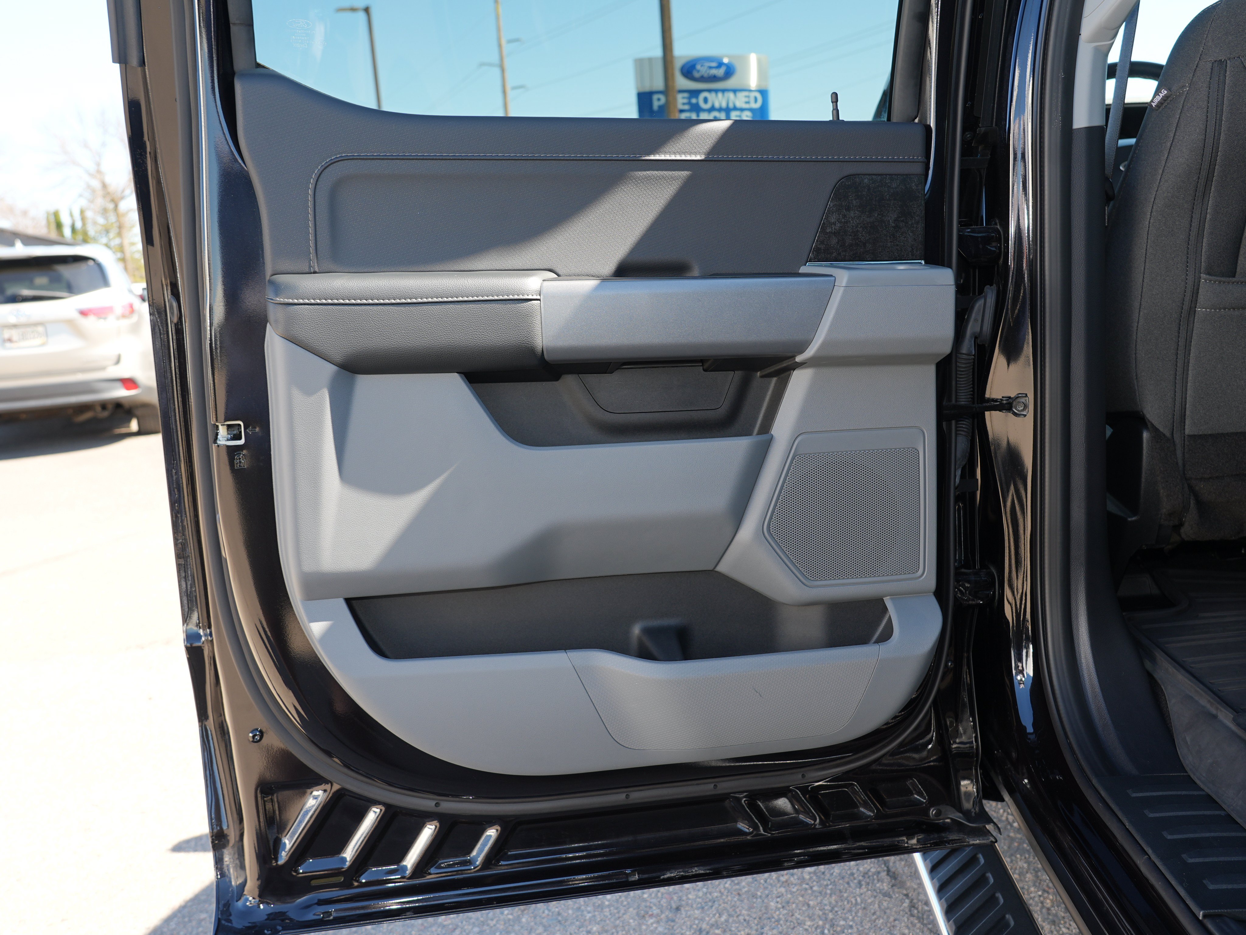 2023 Ford F-150 XLT - Photo 21